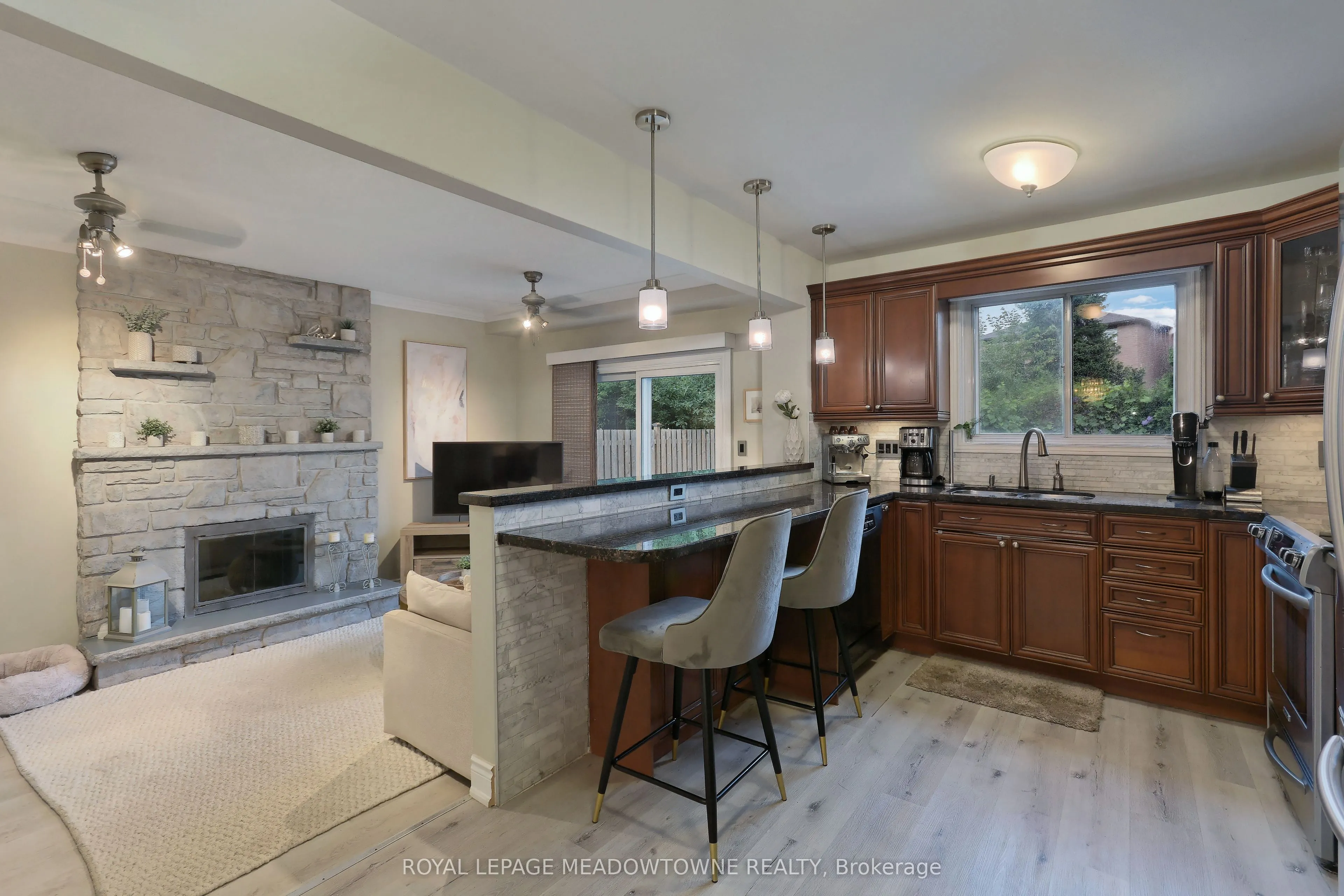 4320 Shelby Crescent