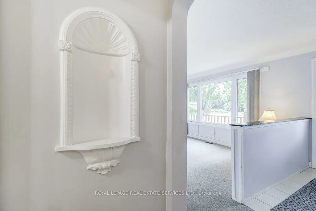 206 Maurice Drive
