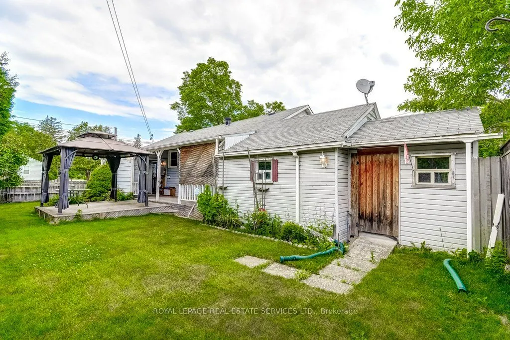 206 Maurice Drive