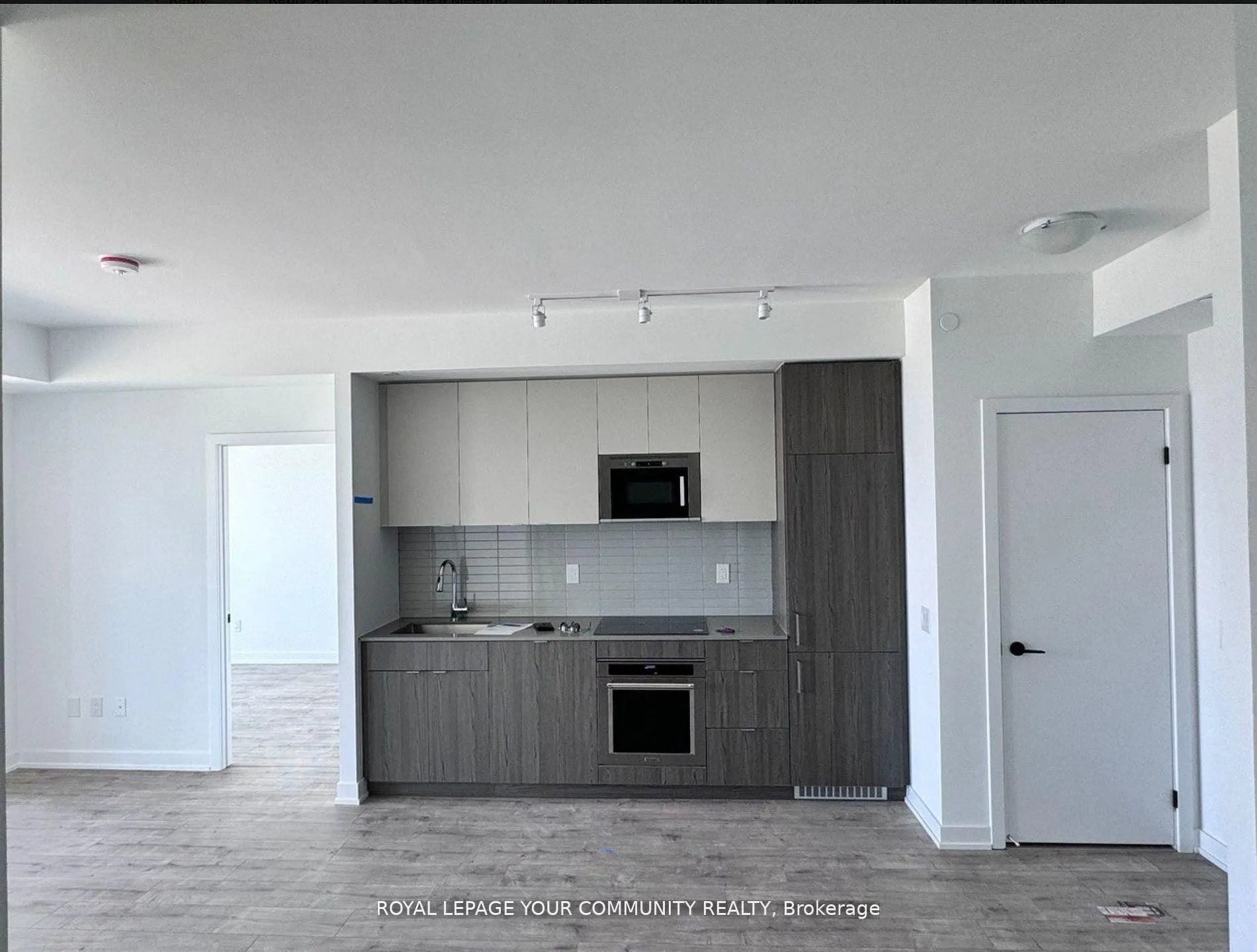 220 Missinnihe Way, #1109