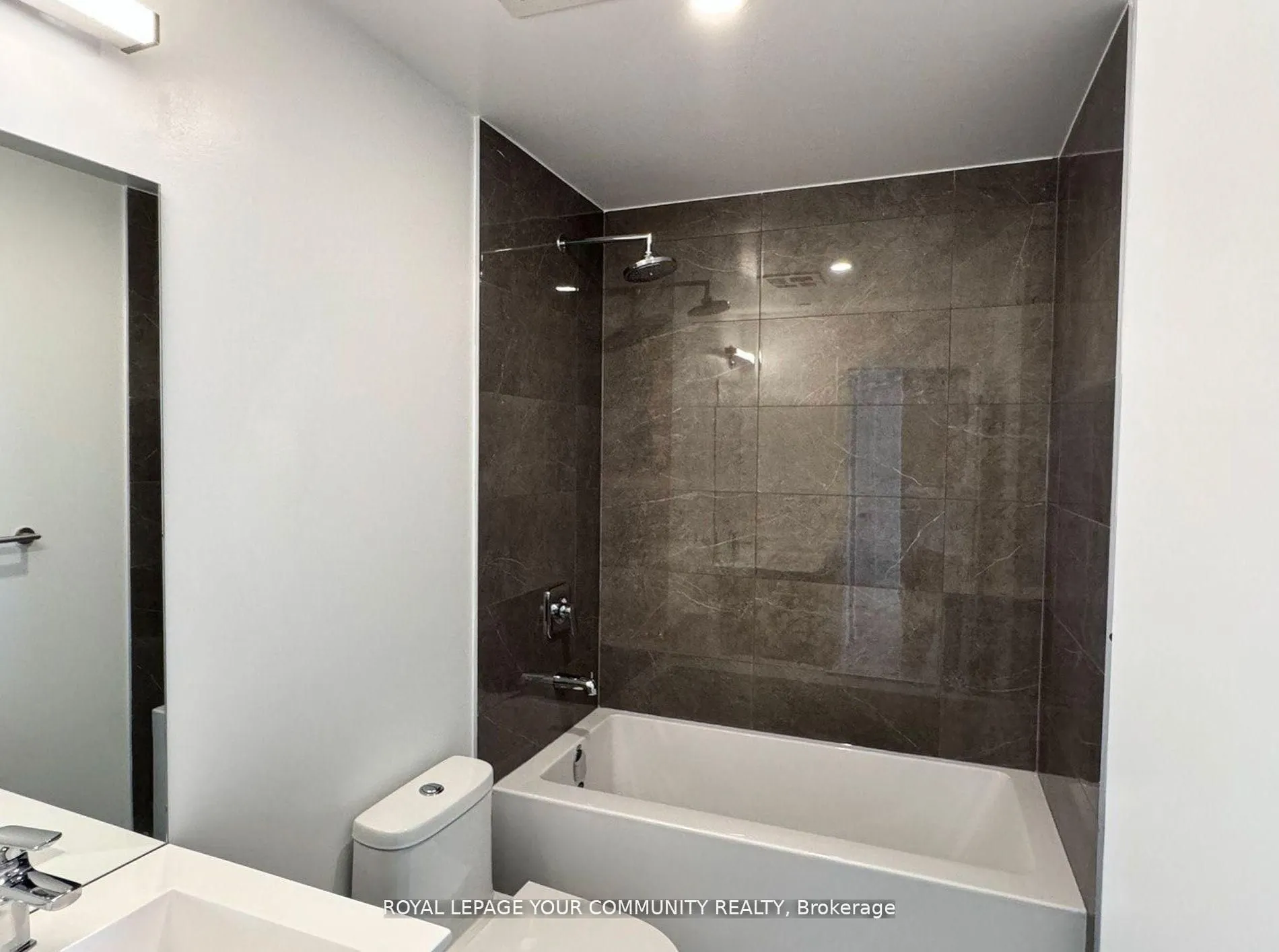220 Missinnihe Way, #1109