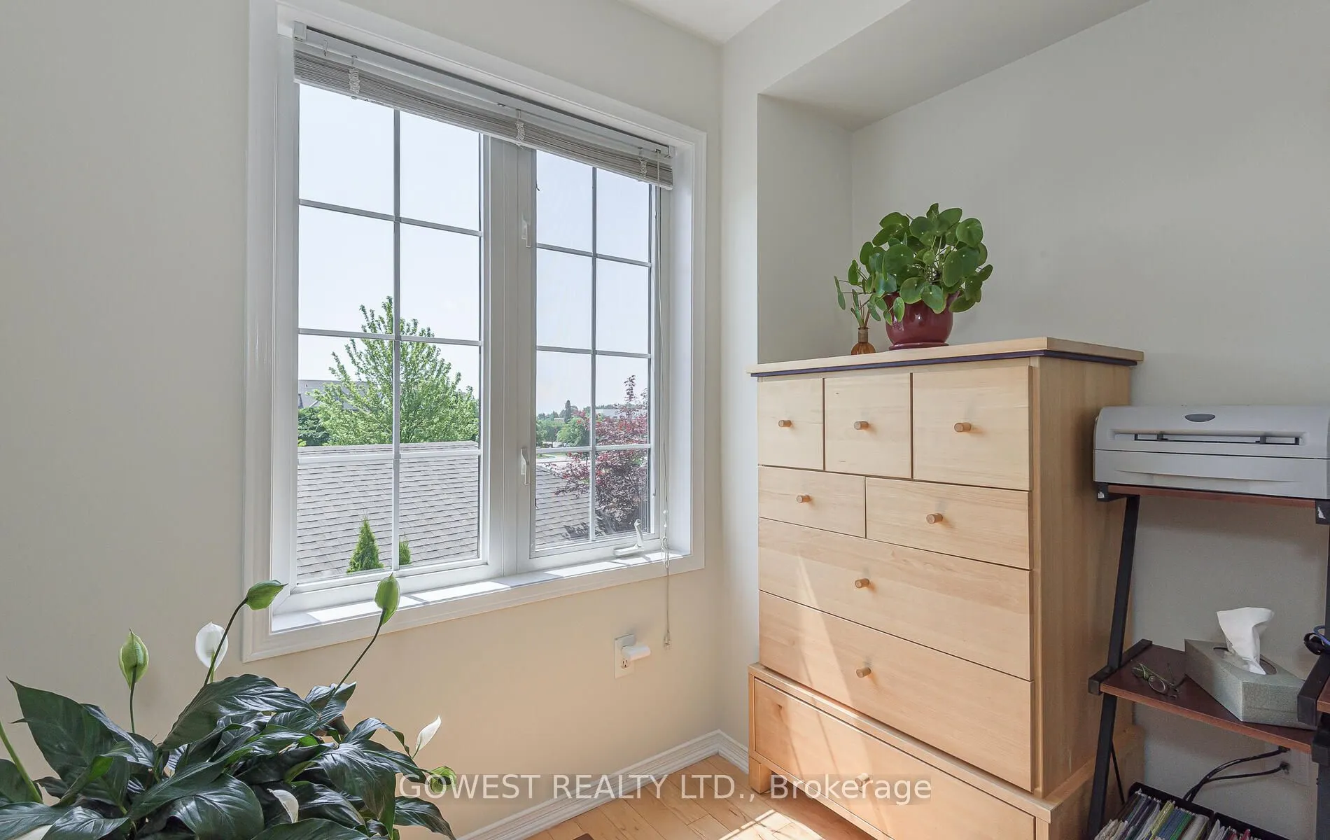 212 Roxton Road