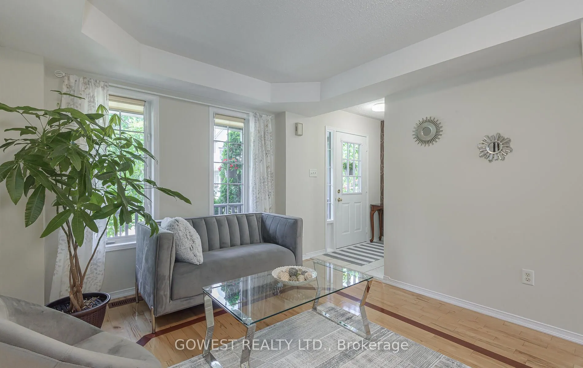 212 Roxton Road