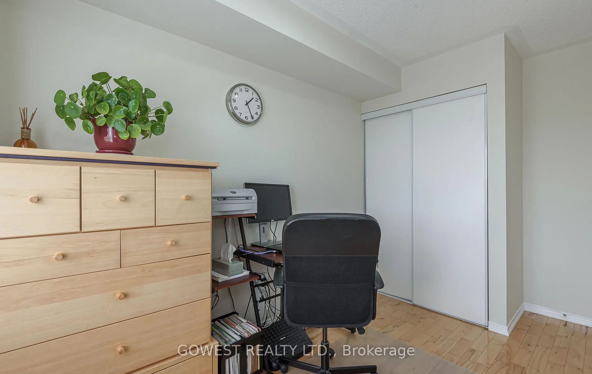 212 Roxton Road
