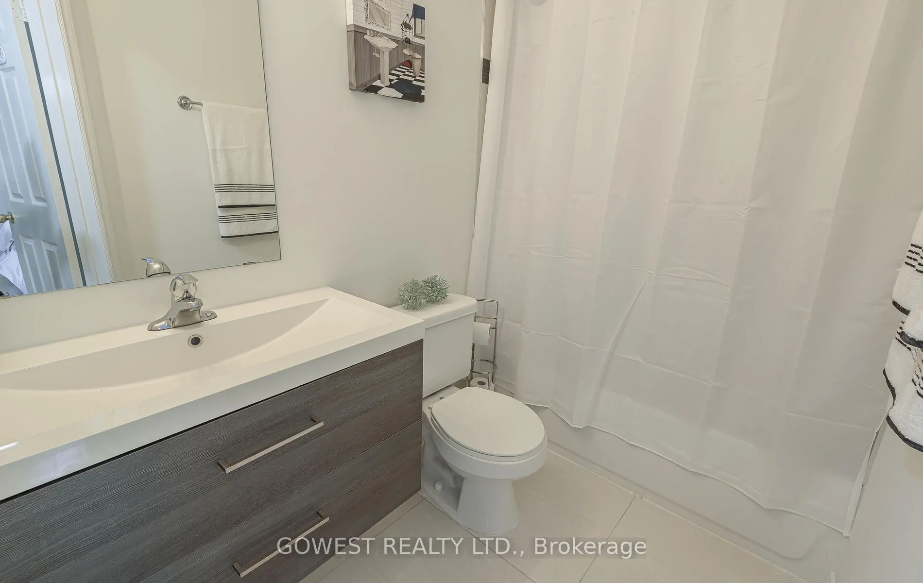 212 Roxton Road