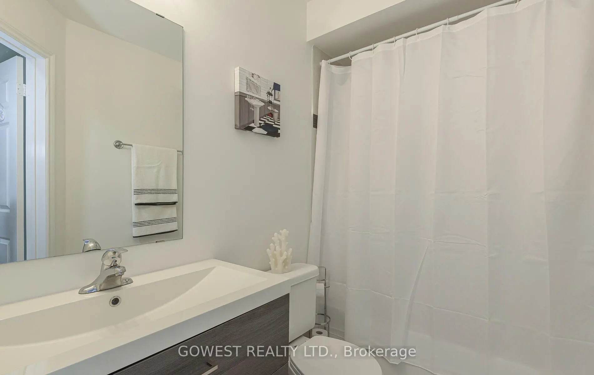 212 Roxton Road