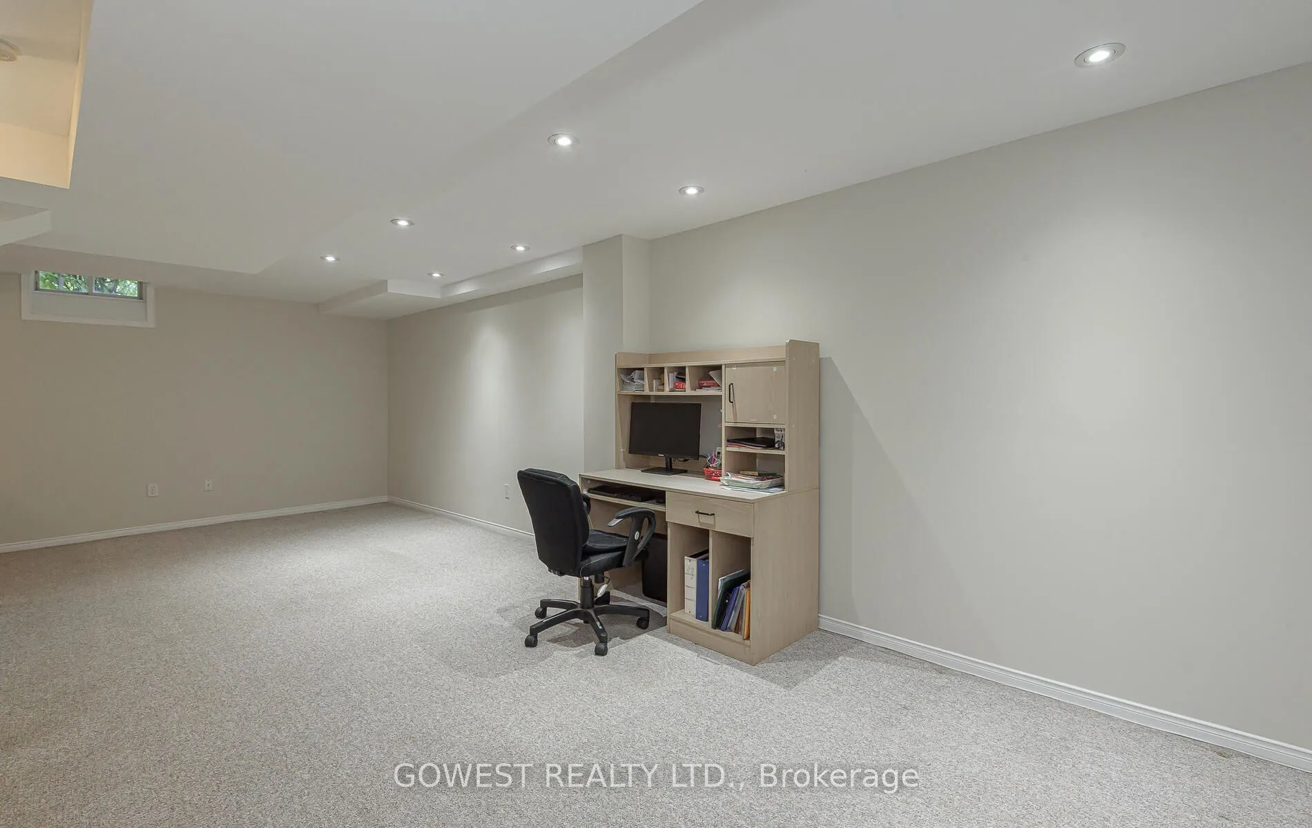 212 Roxton Road