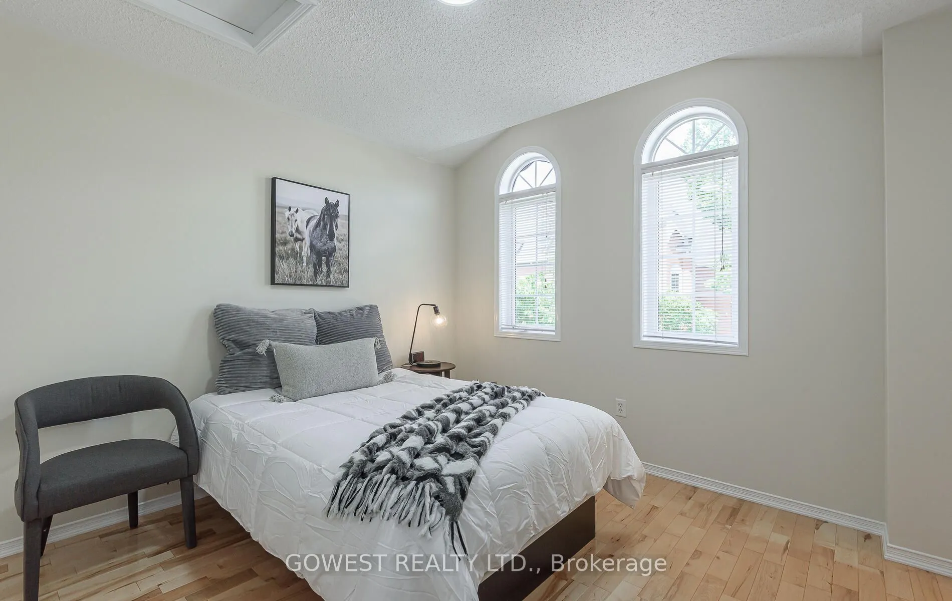 212 Roxton Road