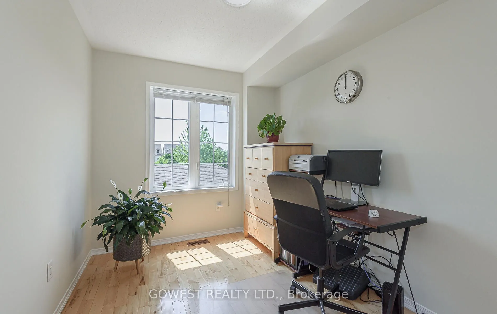 212 Roxton Road