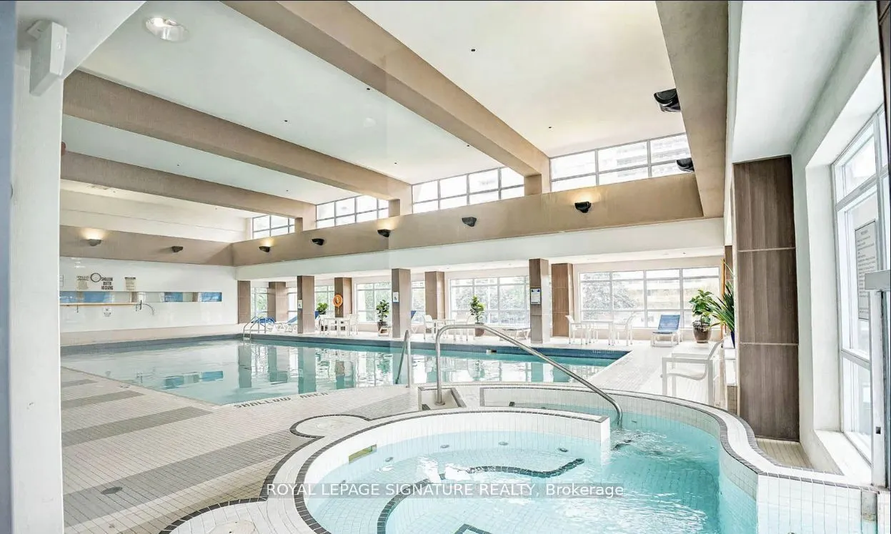 33 Elm Drive, #1007