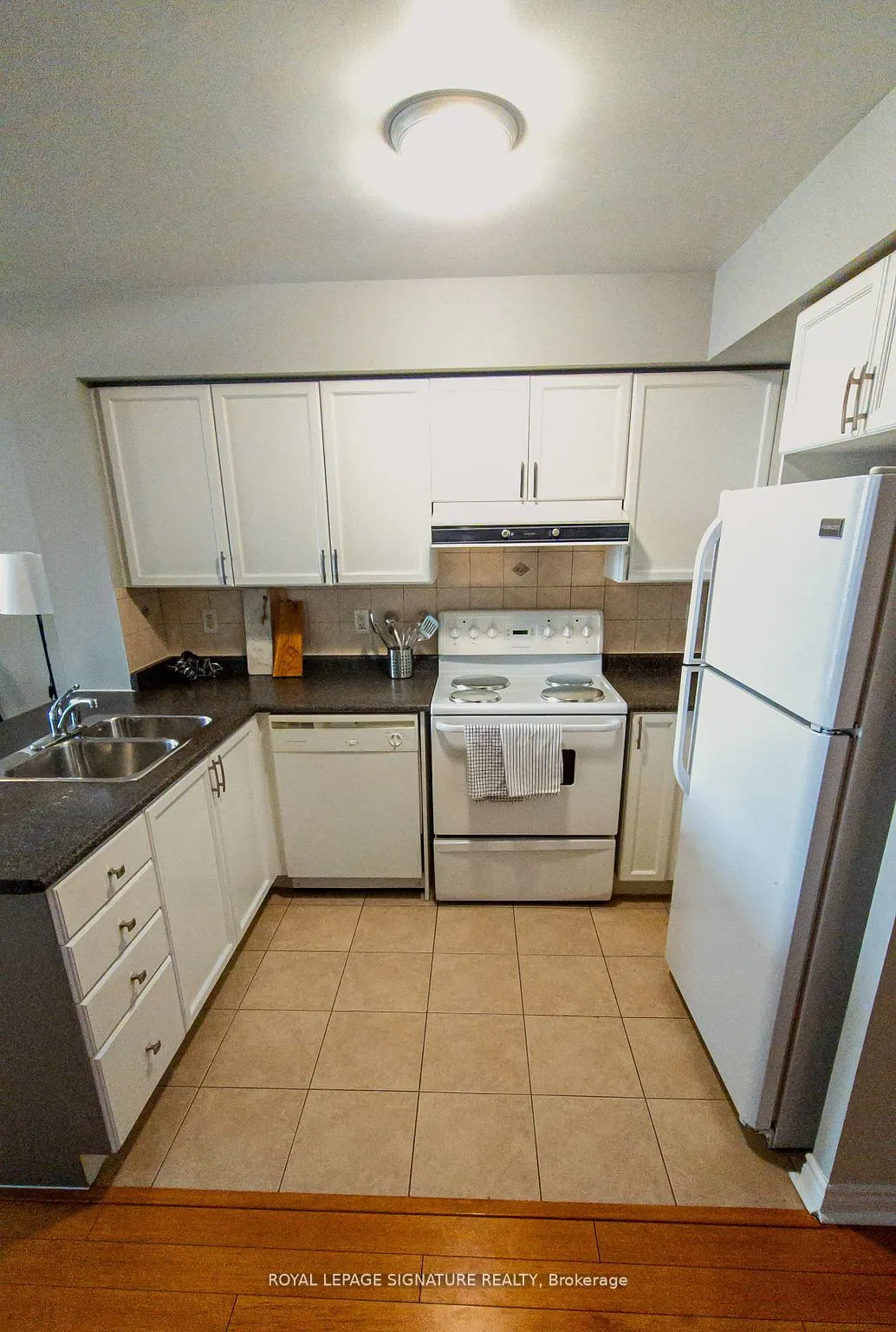 33 Elm Drive, #1007