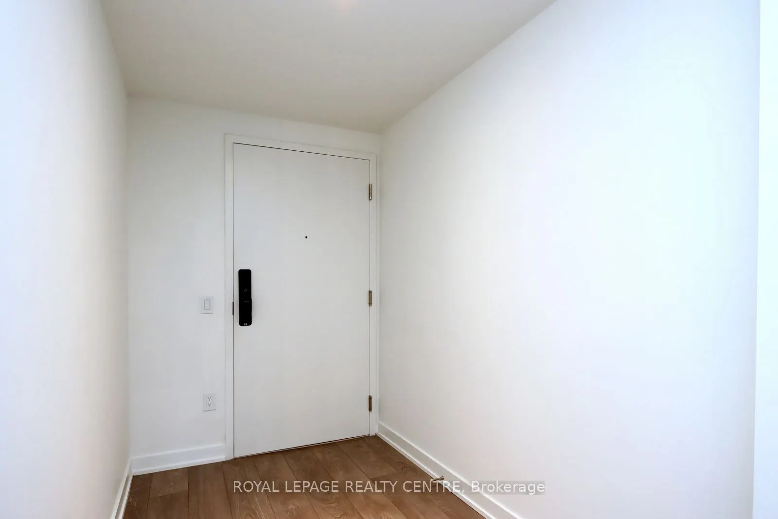 28 Ann Street, #1119