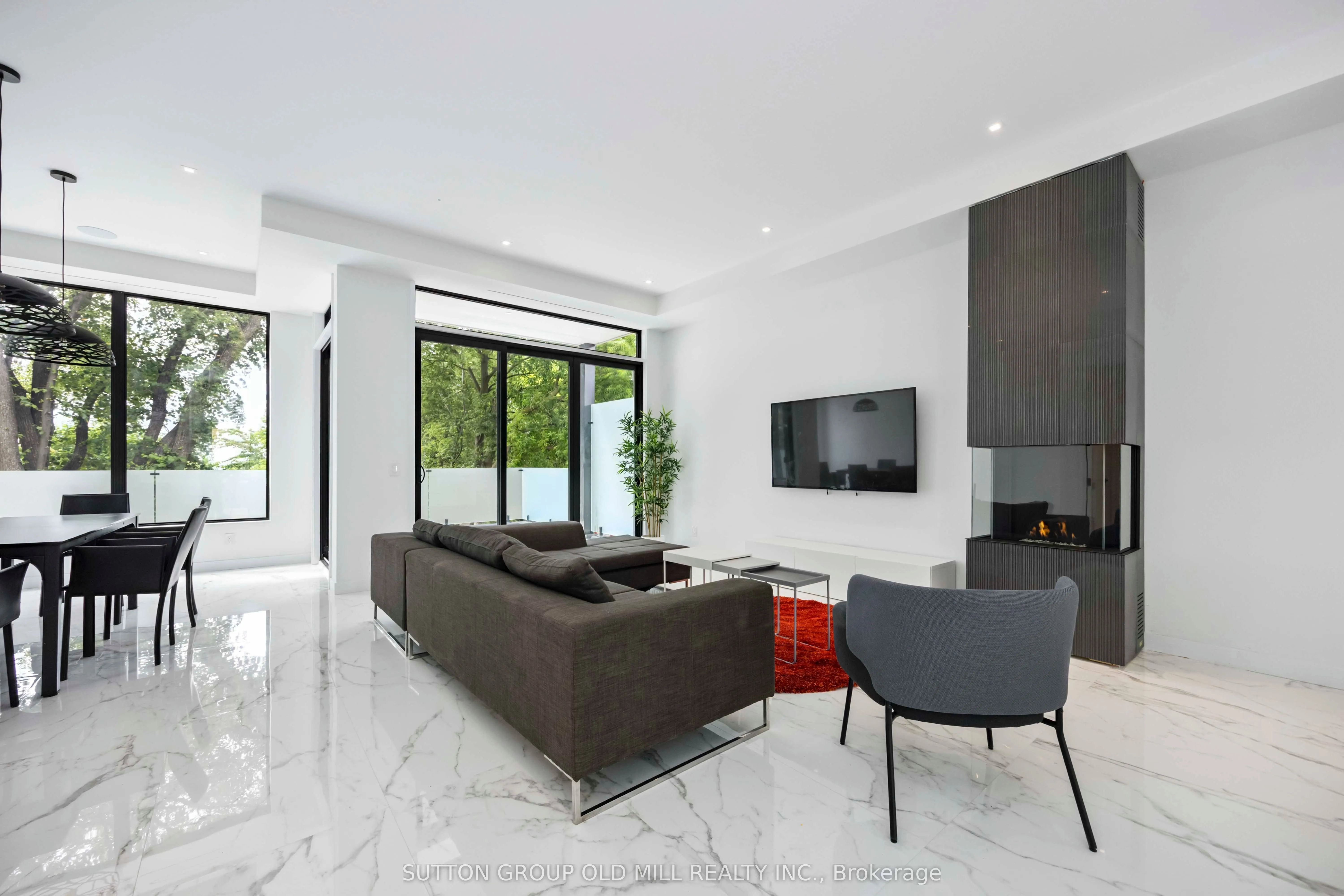 91 Regal Road