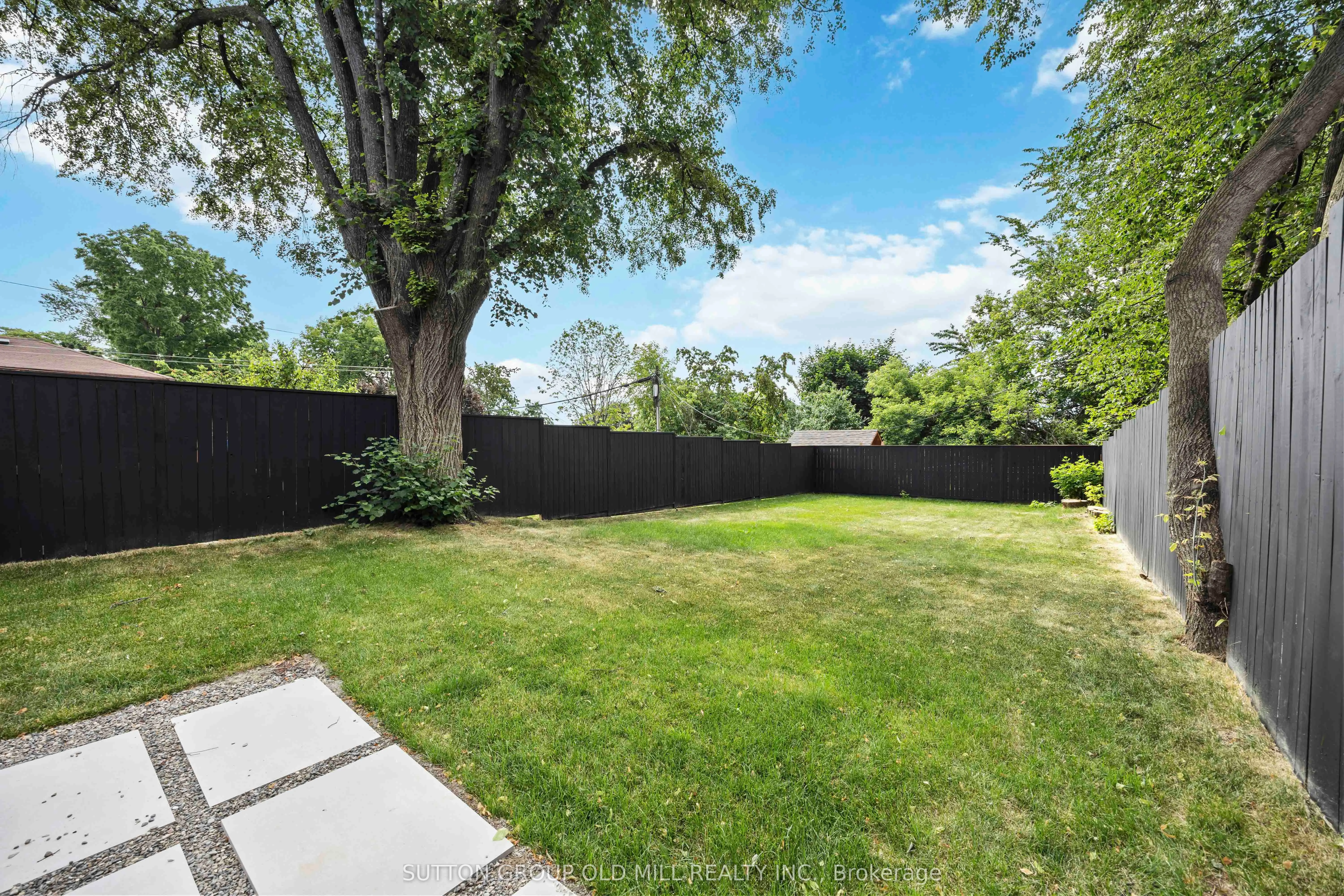 91 Regal Road