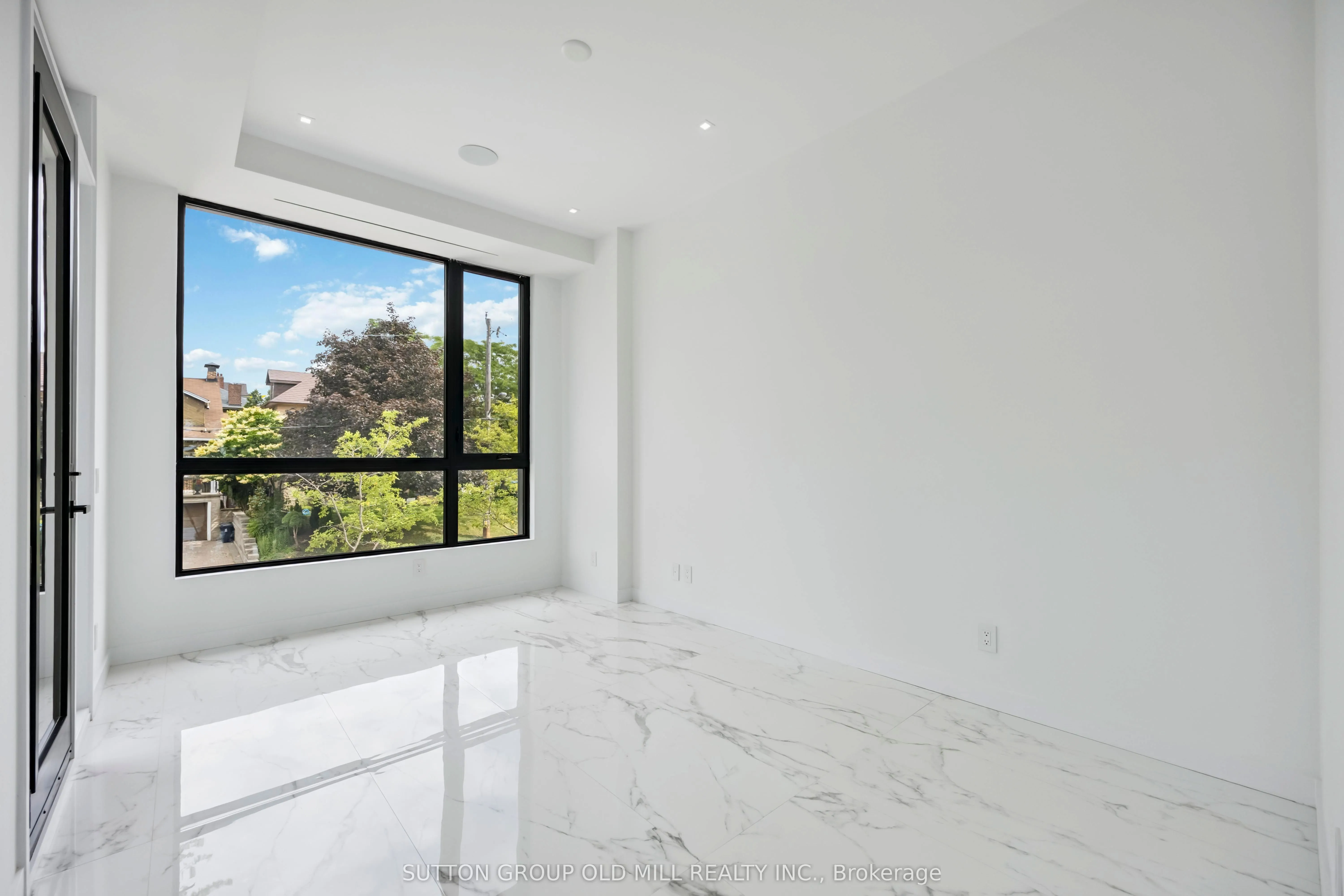91 Regal Road