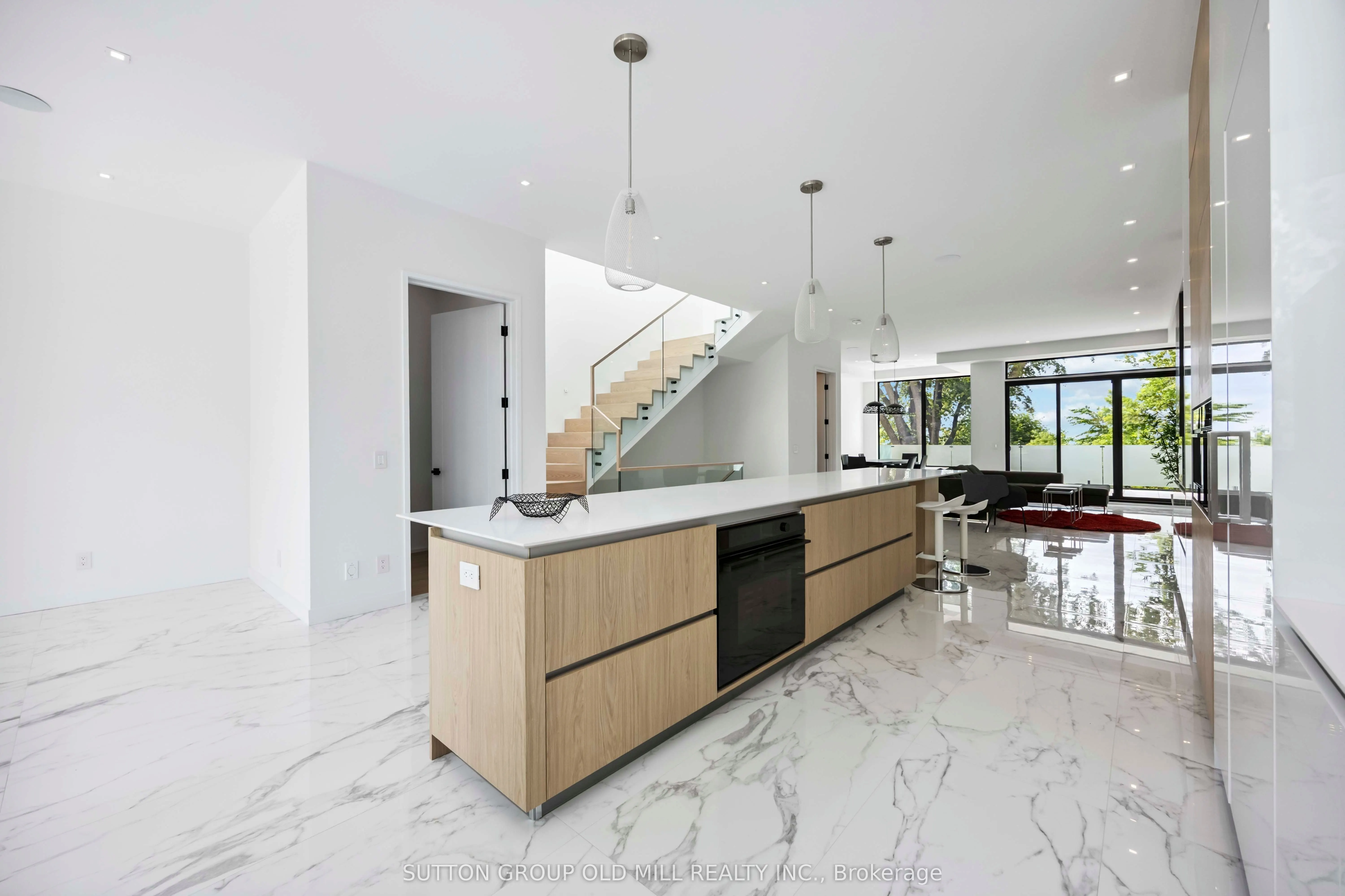 91 Regal Road