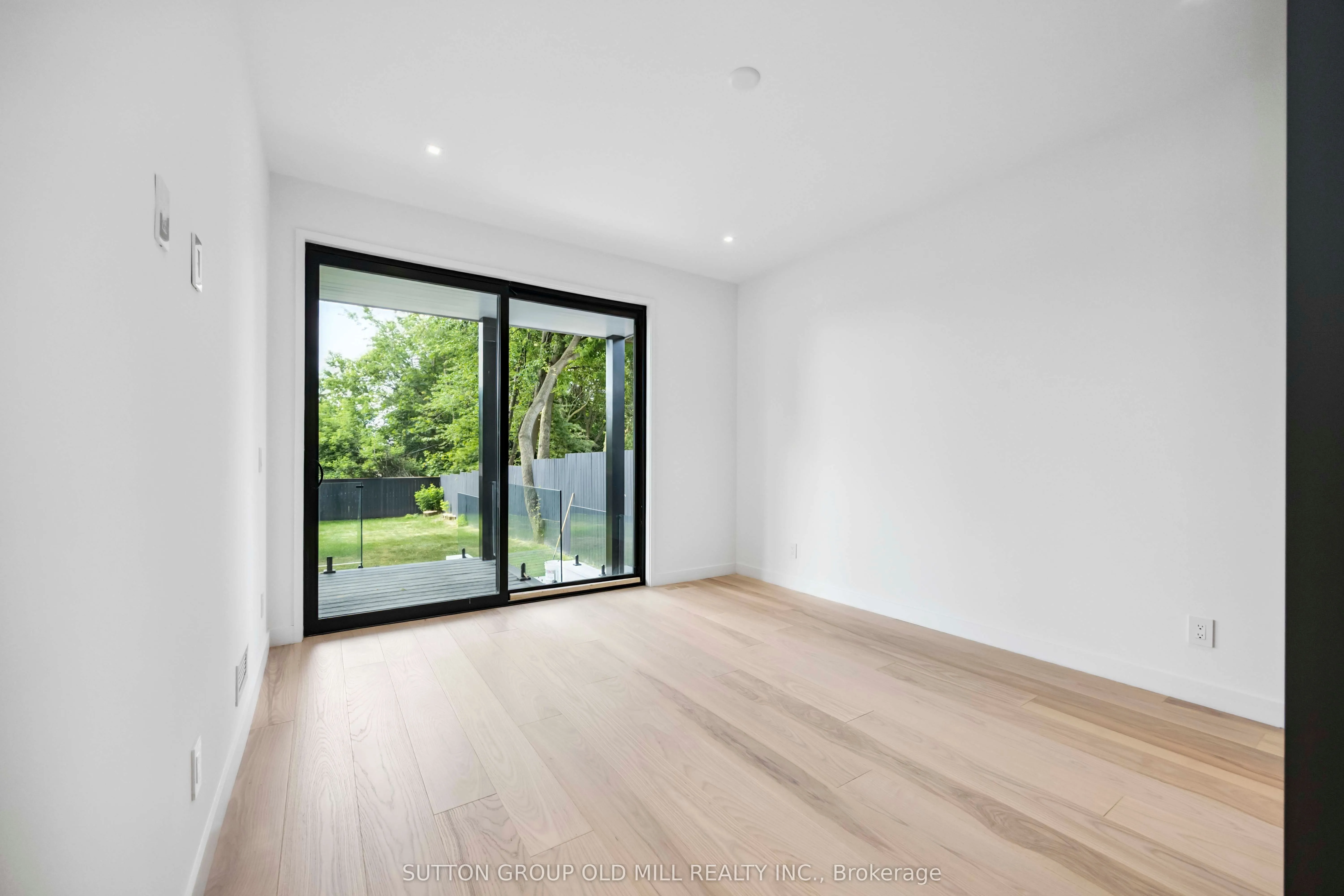 91 Regal Road