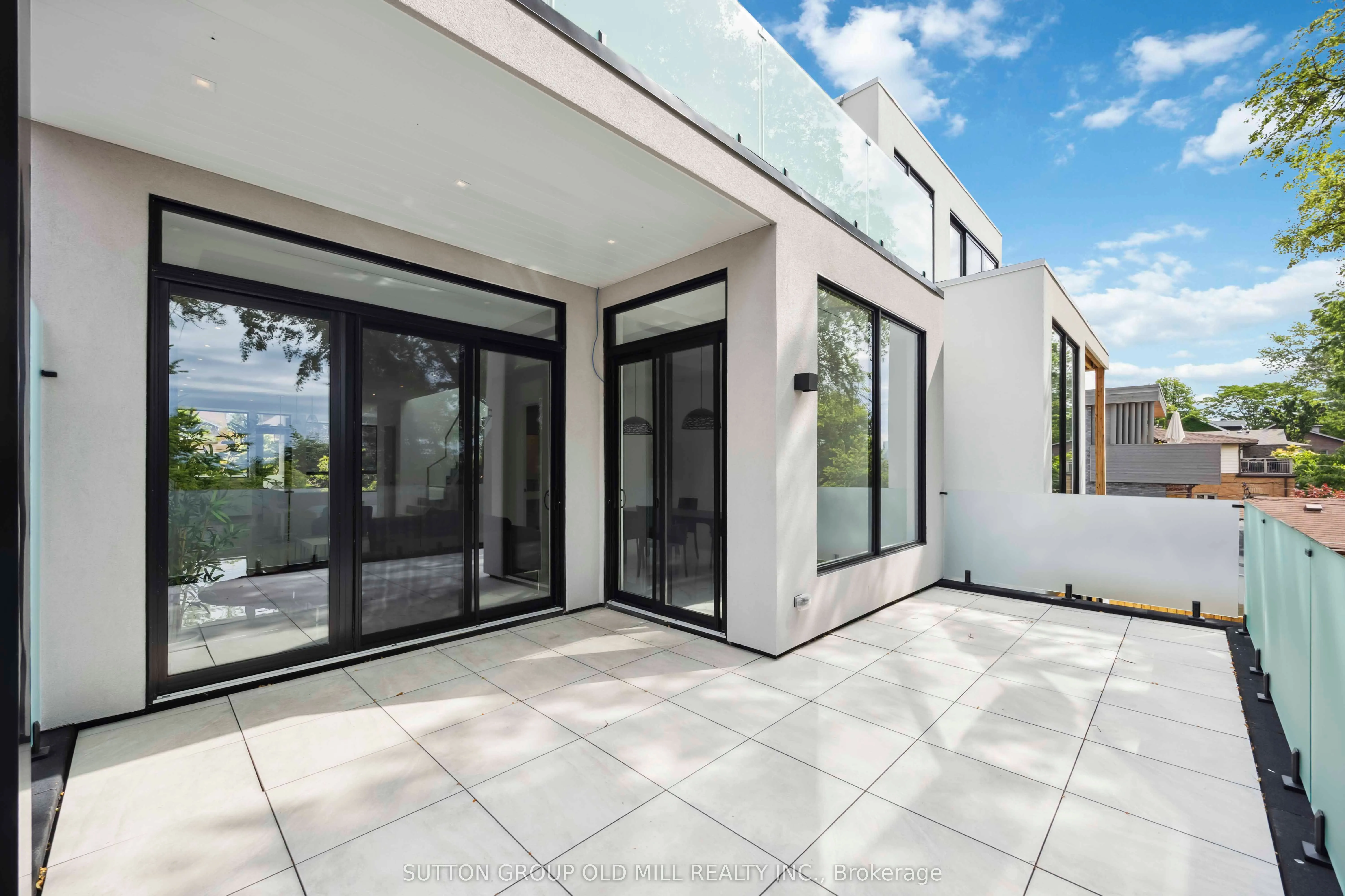 91 Regal Road
