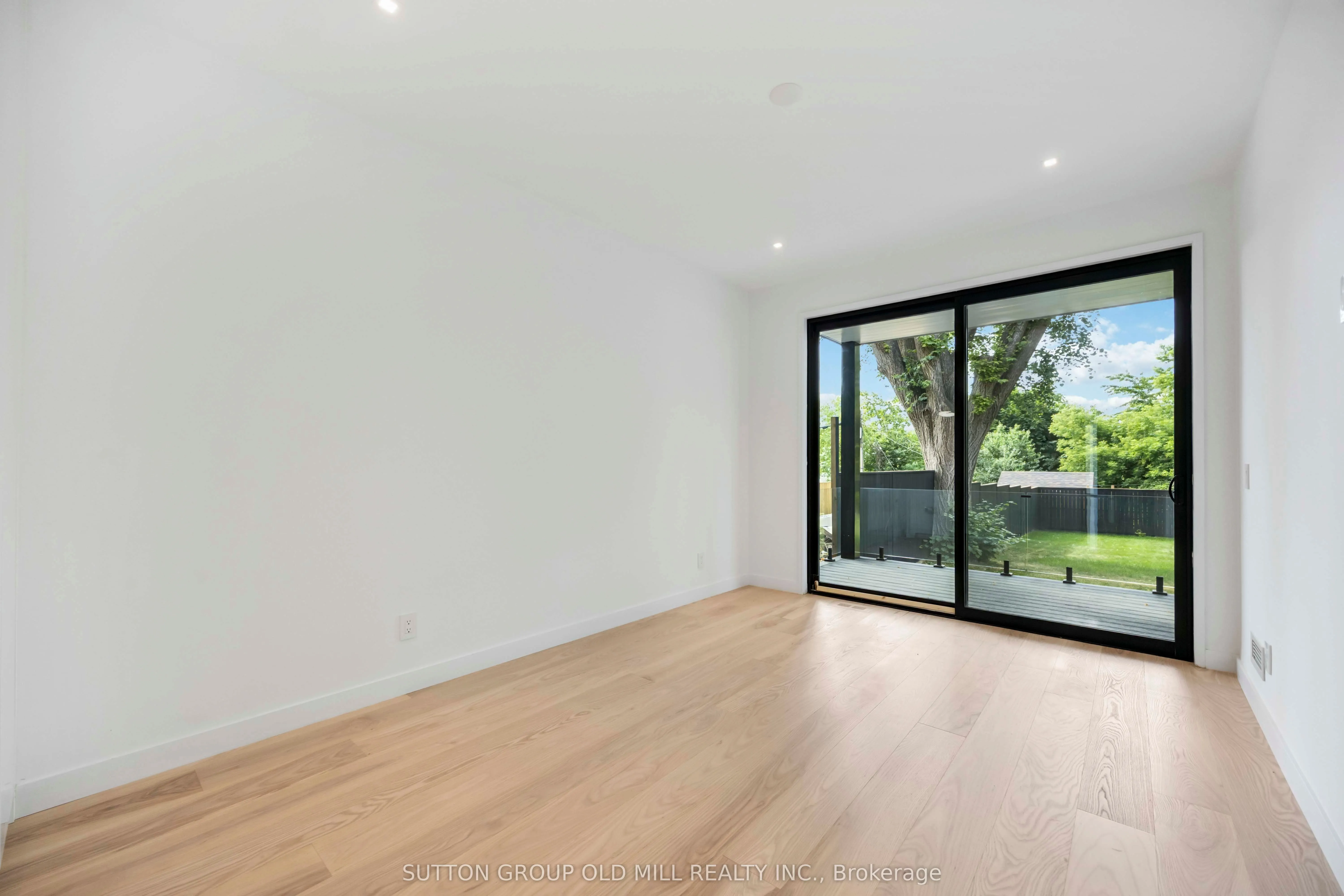 91 Regal Road