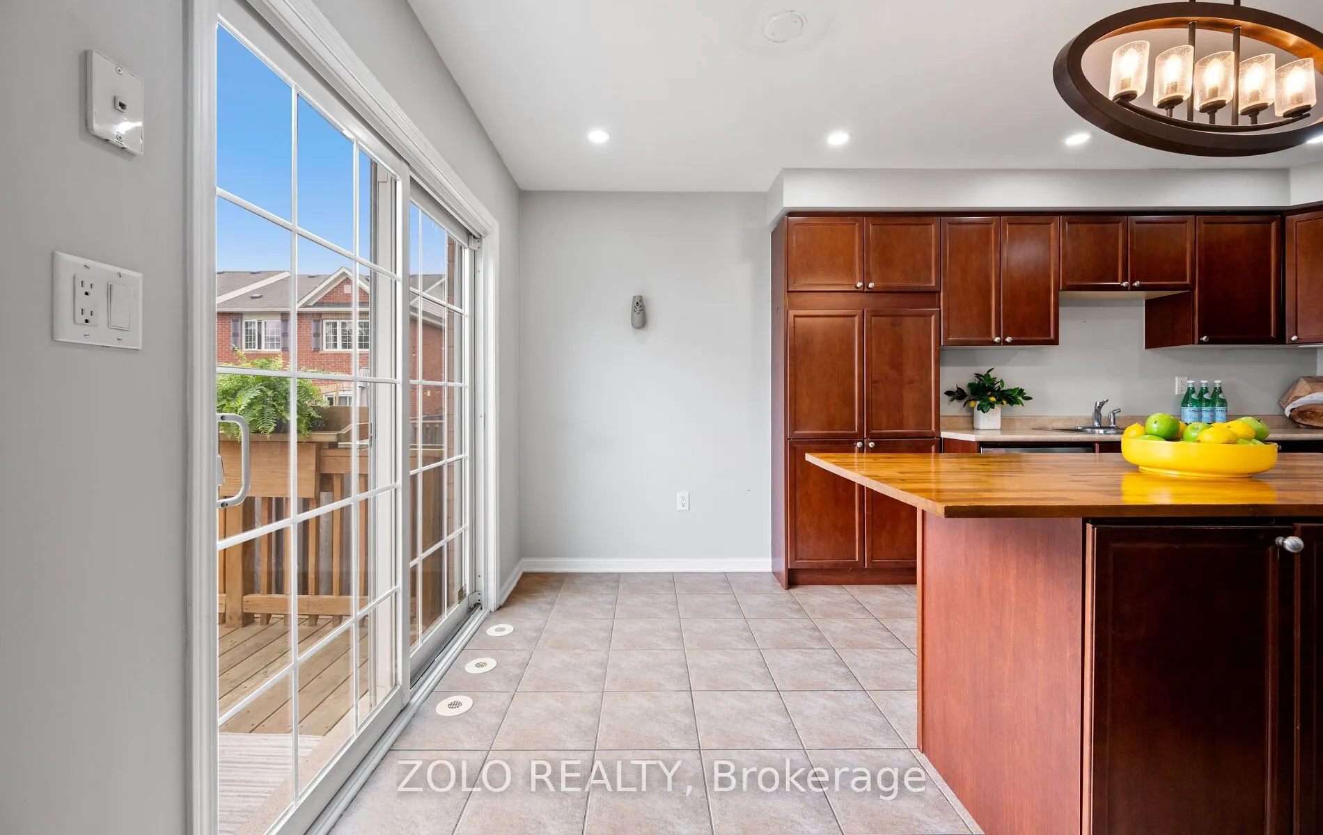 705 Rayner Court