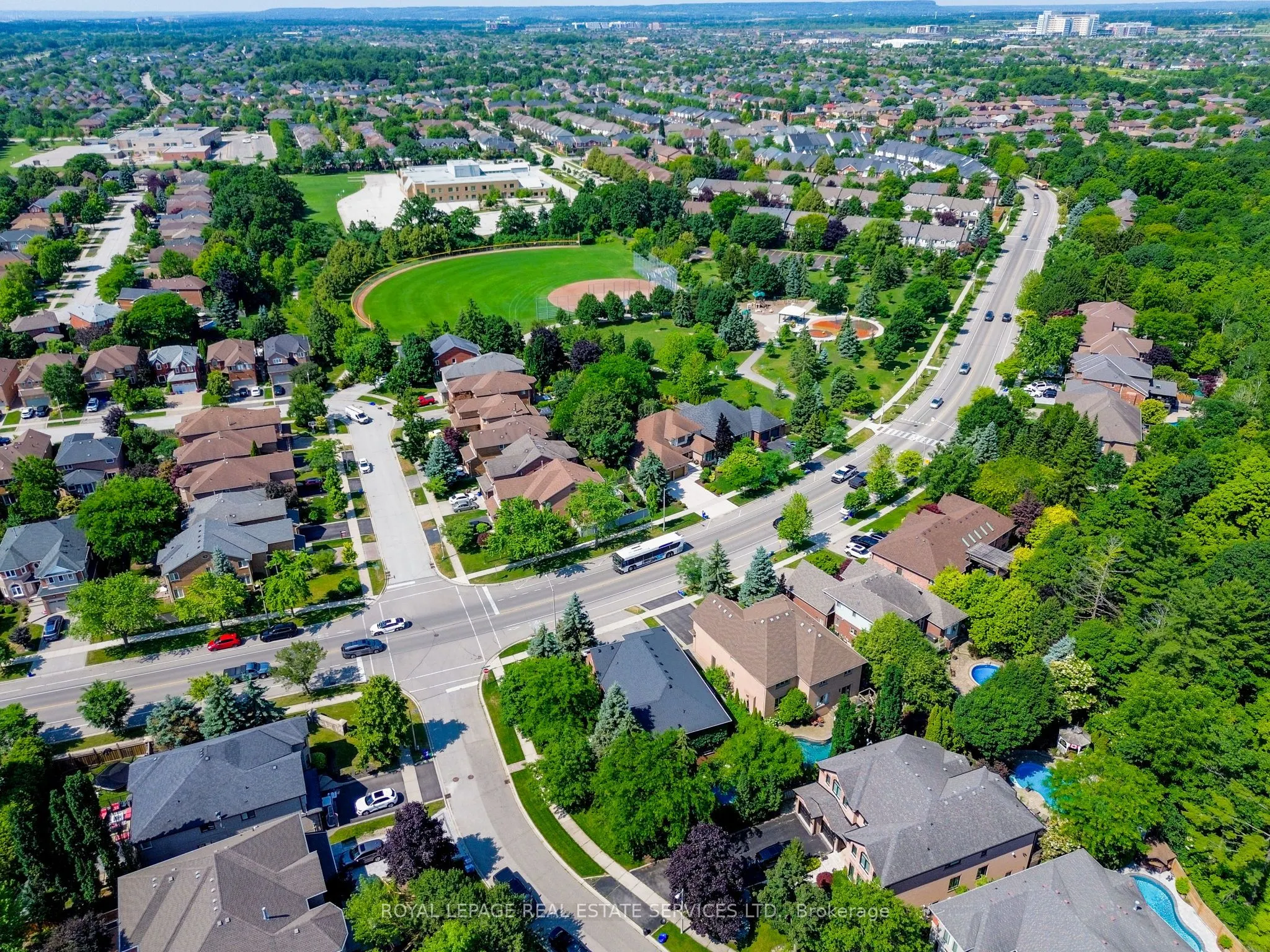 1079 Skyvalley Crescent