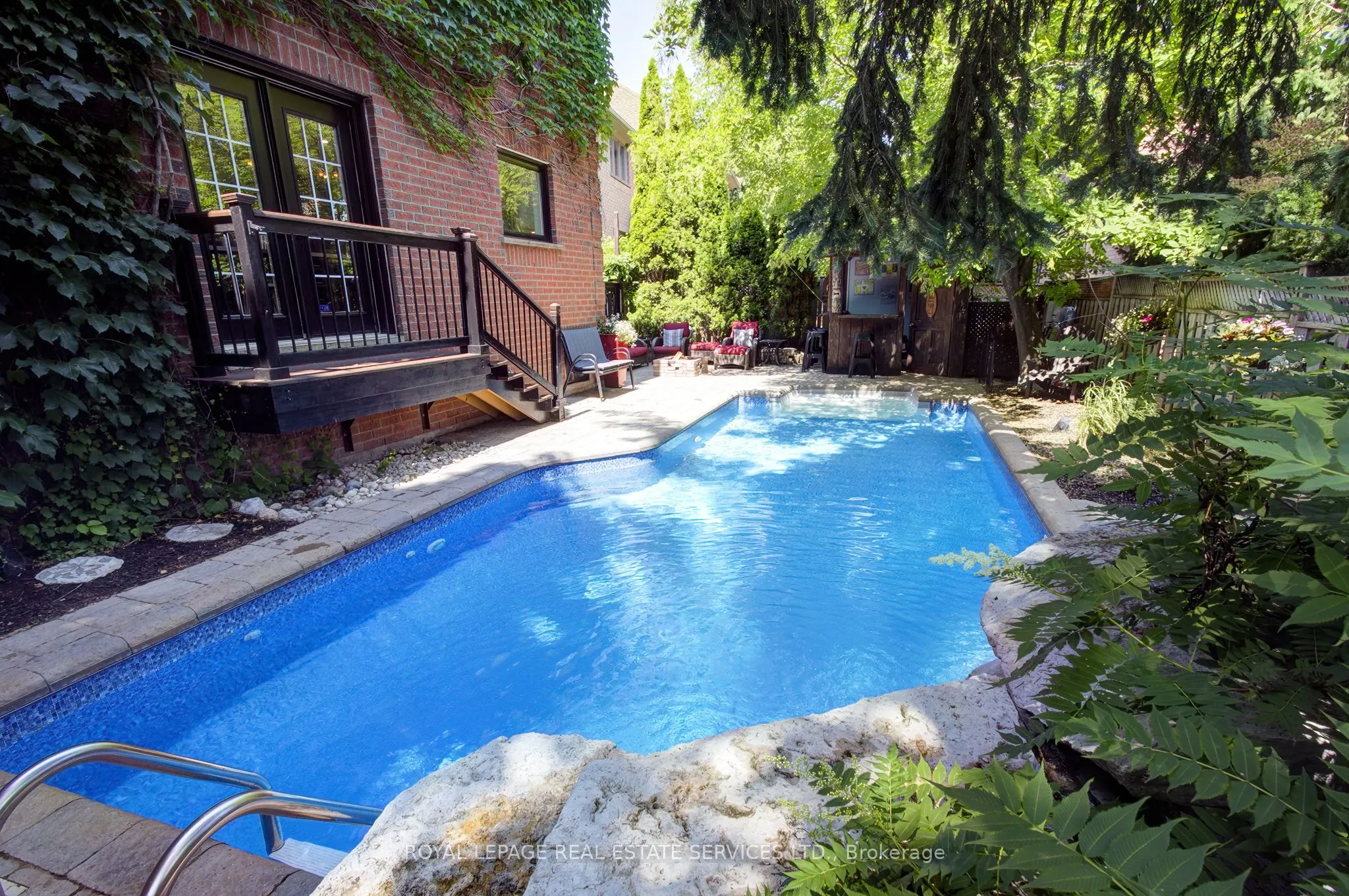 1079 Skyvalley Crescent