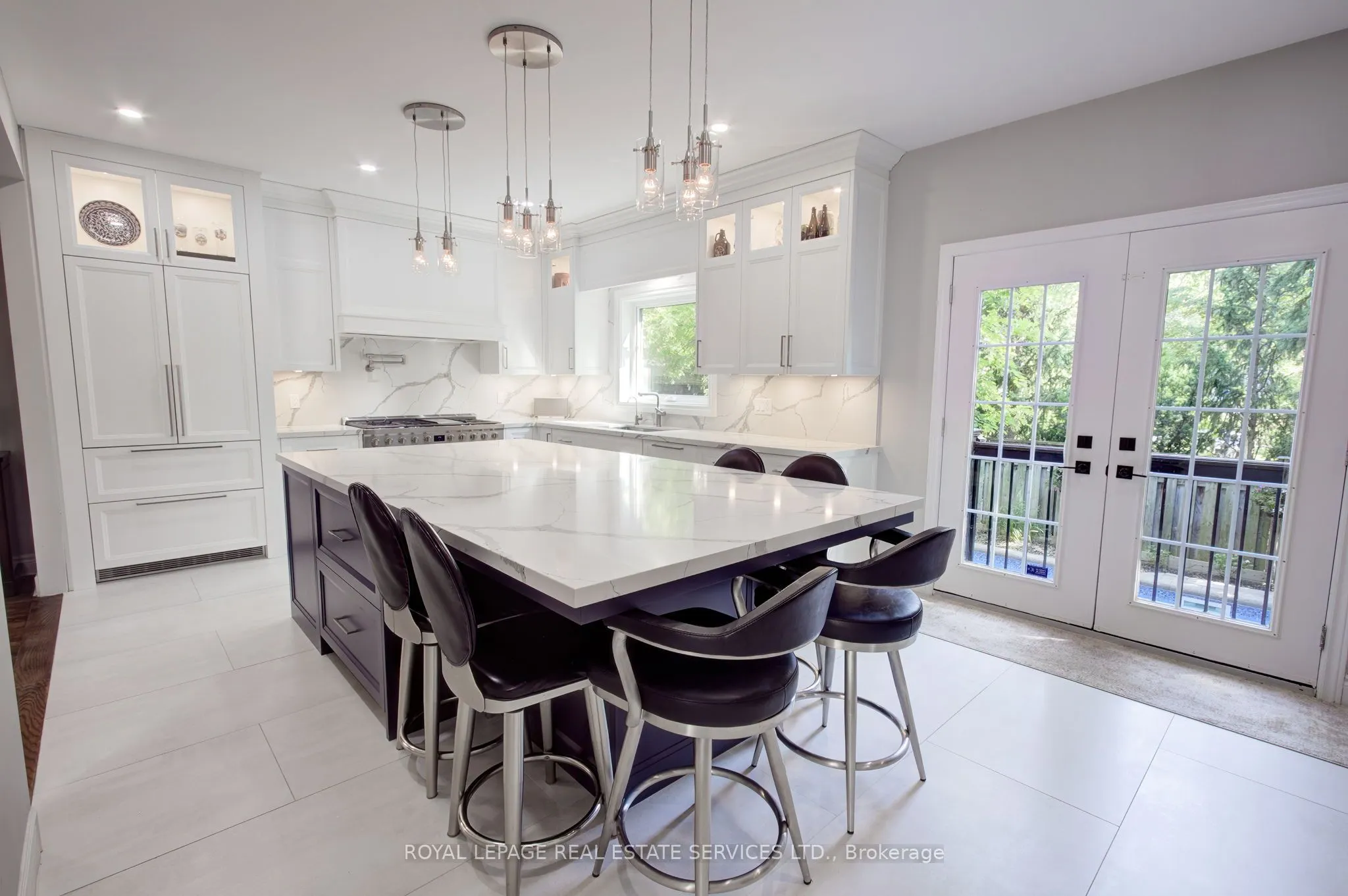 1079 Skyvalley Crescent