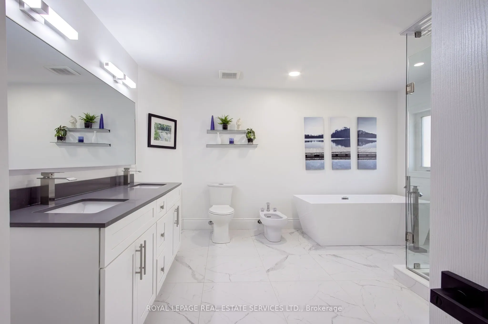 1079 Skyvalley Crescent