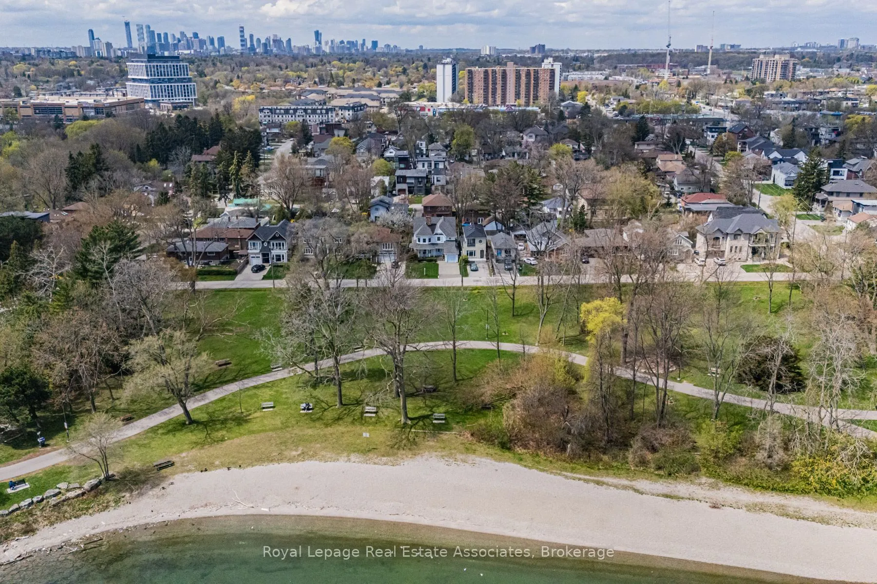 599 Lakeside Avenue