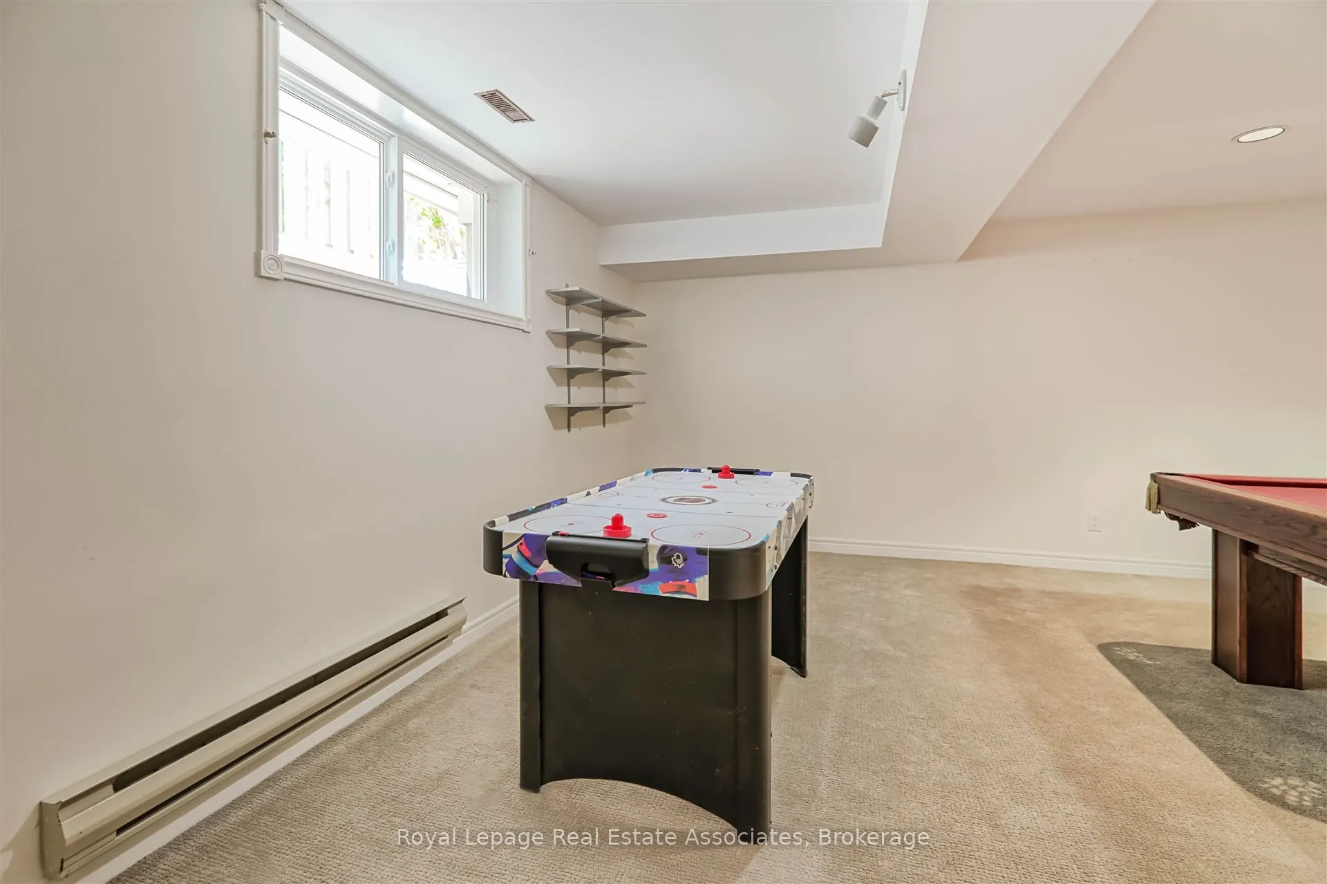 599 Lakeside Avenue