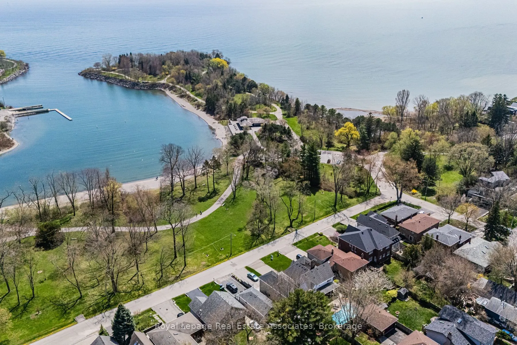 599 Lakeside Avenue