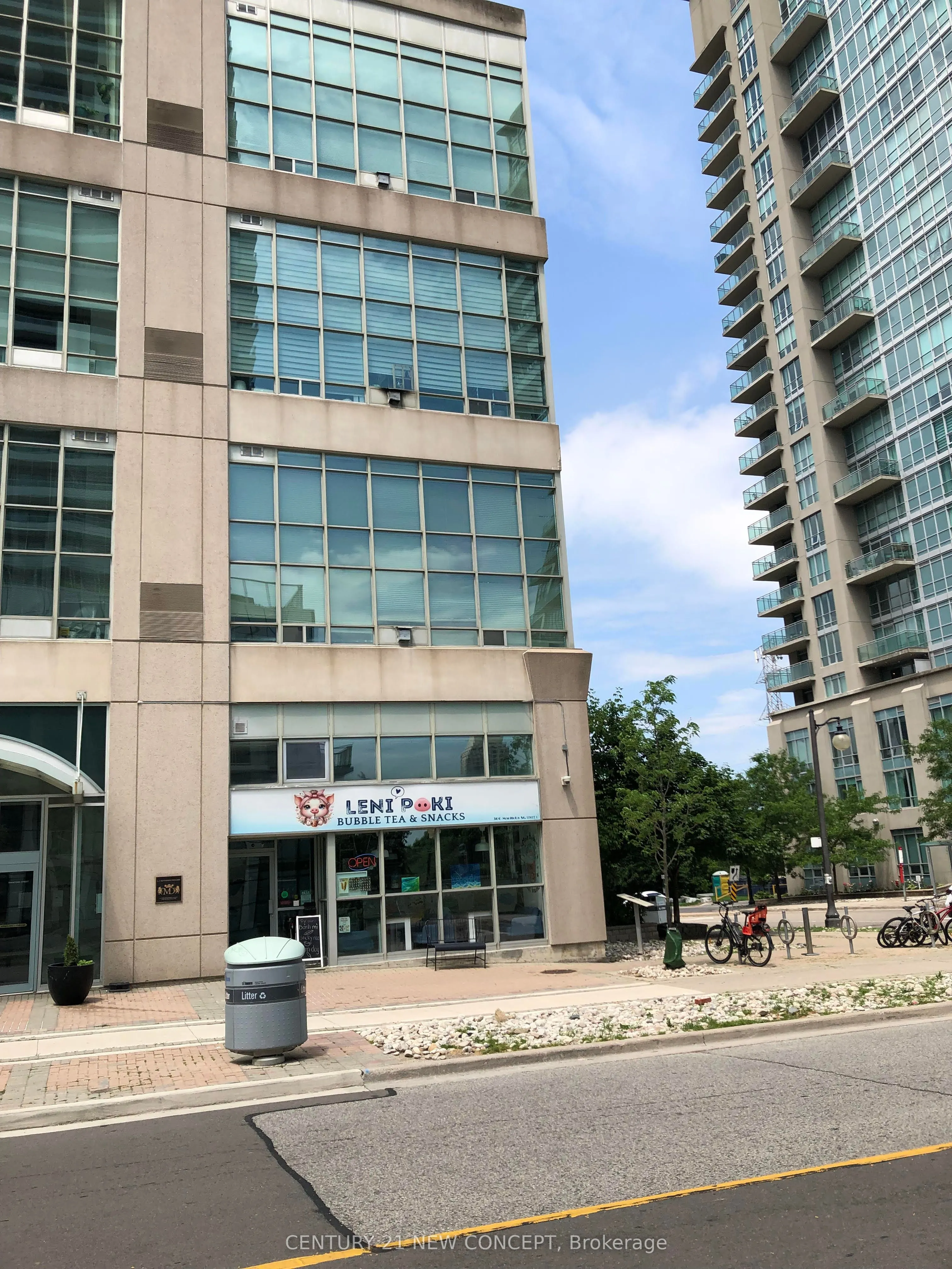 300 Manitoba Street, #Unit 1