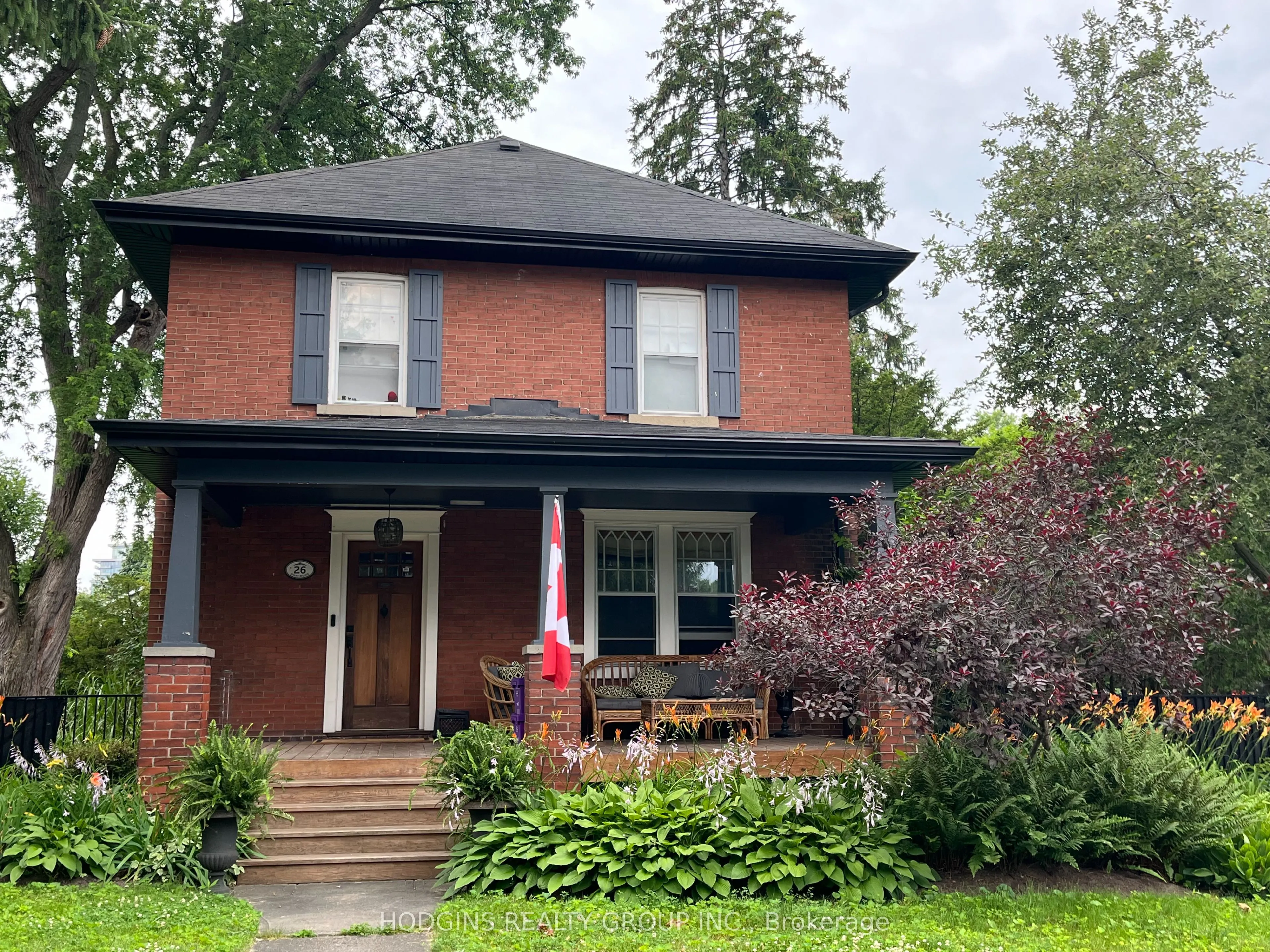 26 Brant Avenue