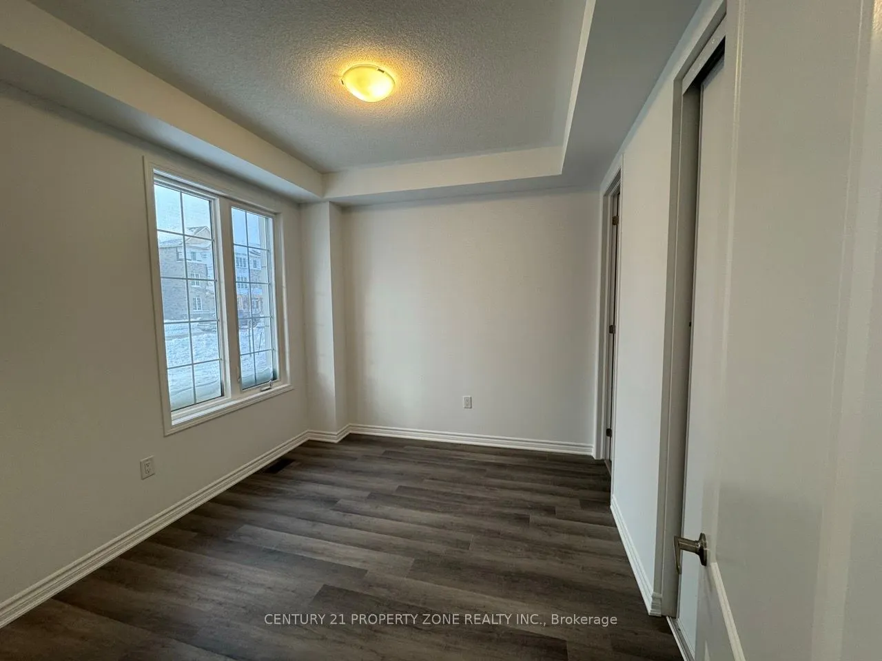 30 Bellasera Way