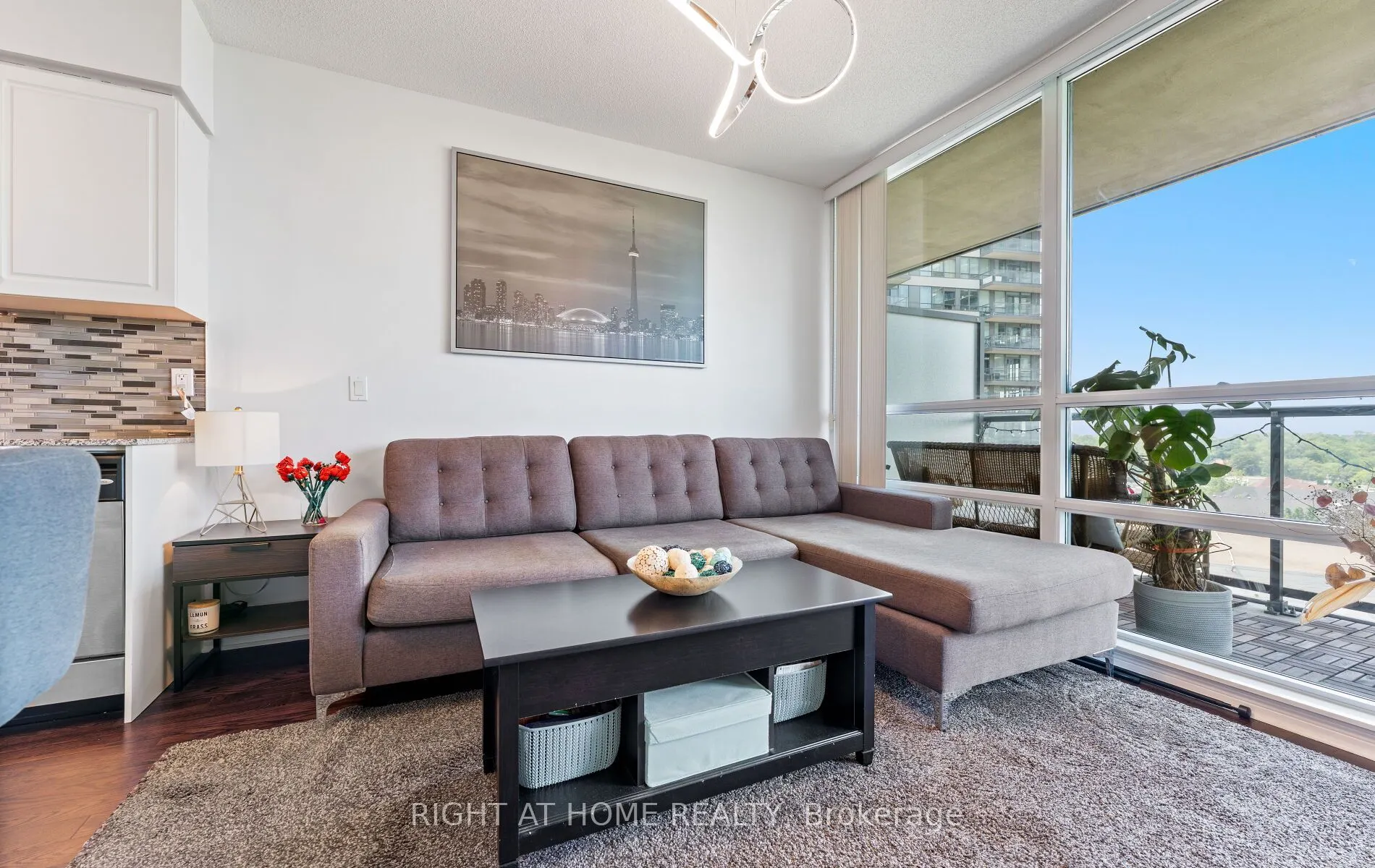 2230 Lake Shore Boulevard W, #803