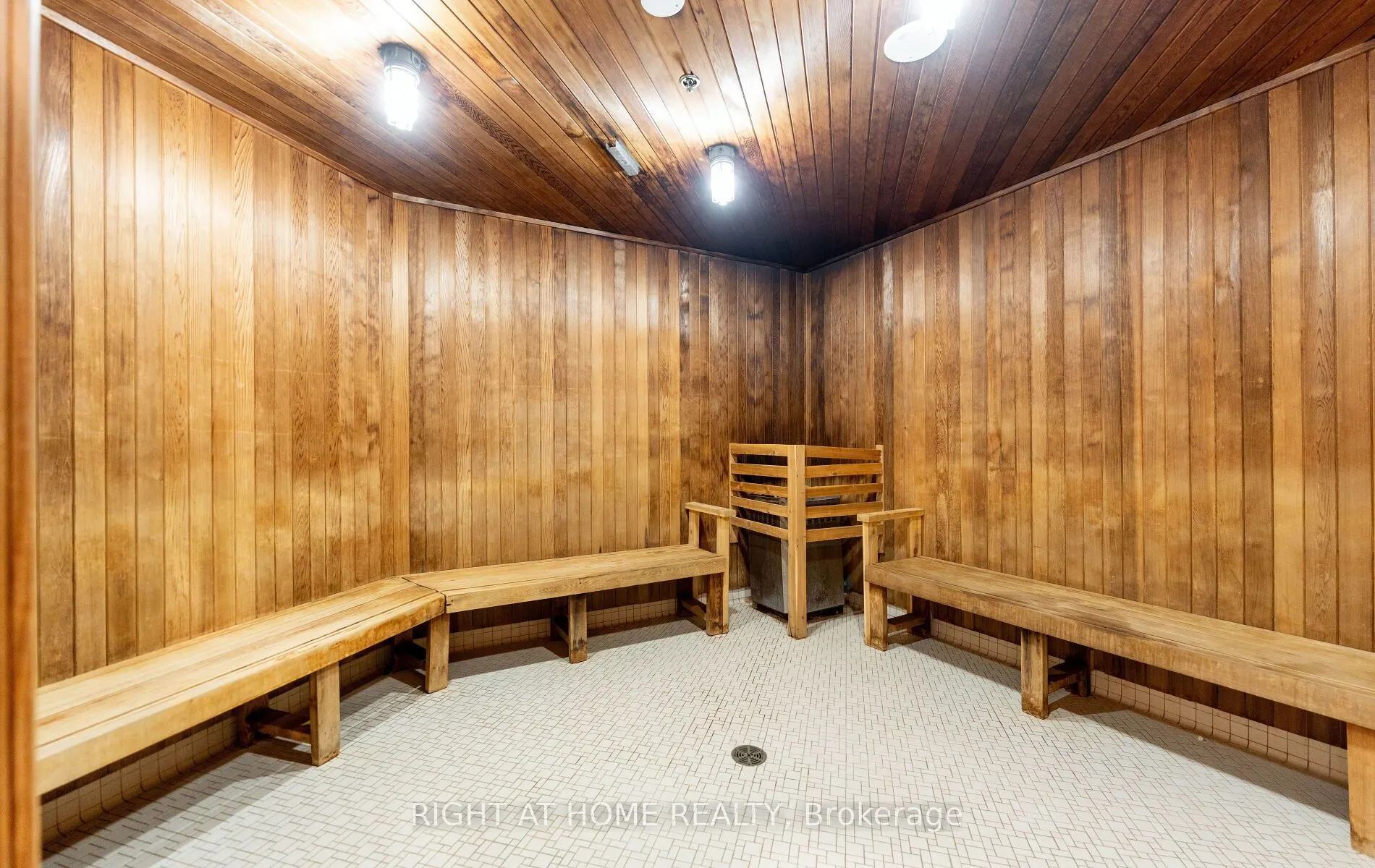 2230 Lake Shore Boulevard W, #803