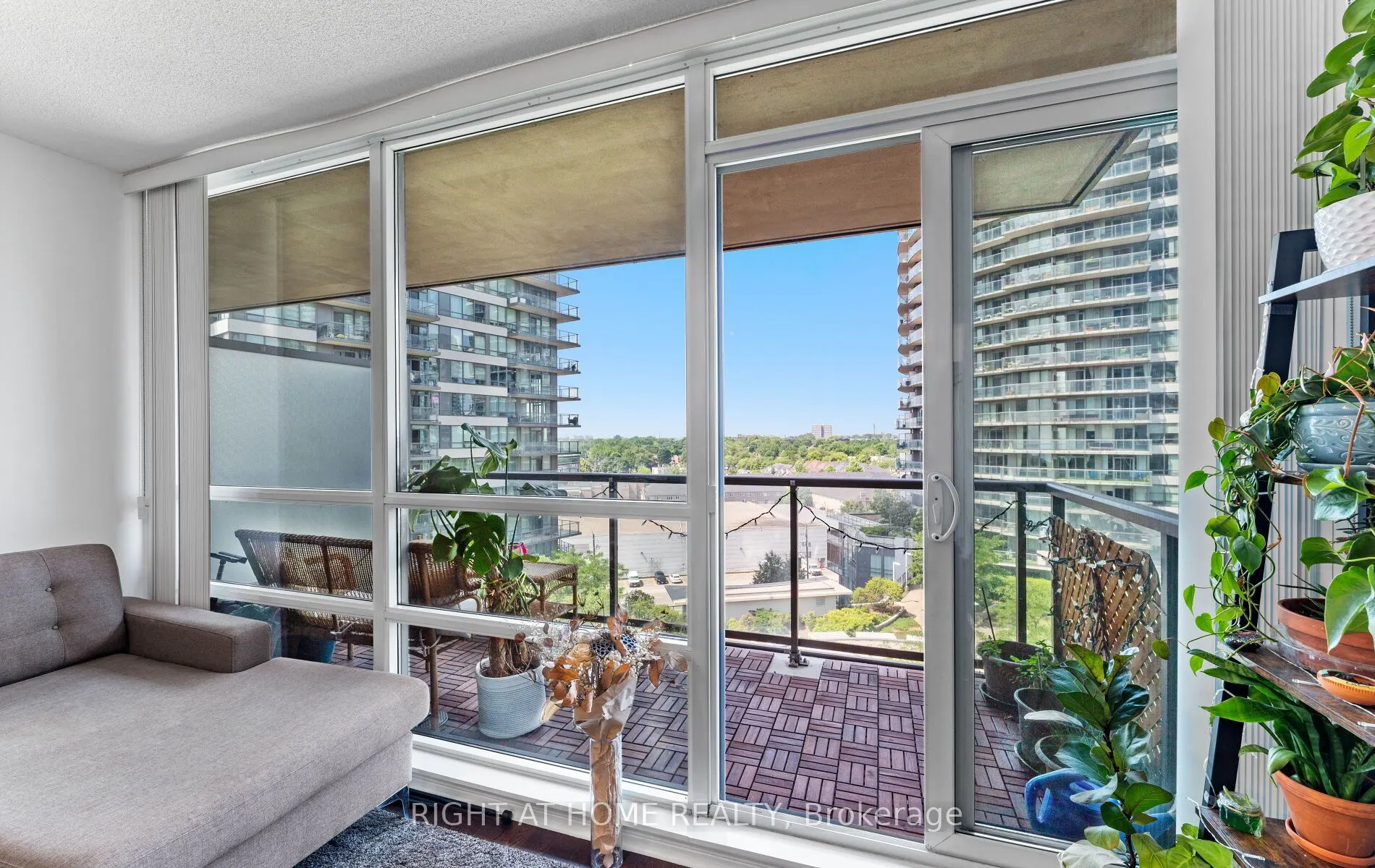 2230 Lake Shore Boulevard W, #803