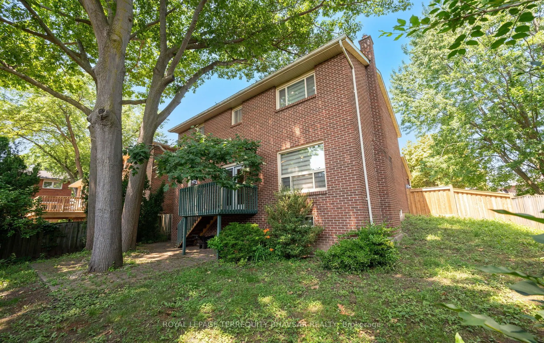 1712 Fifeshire Court