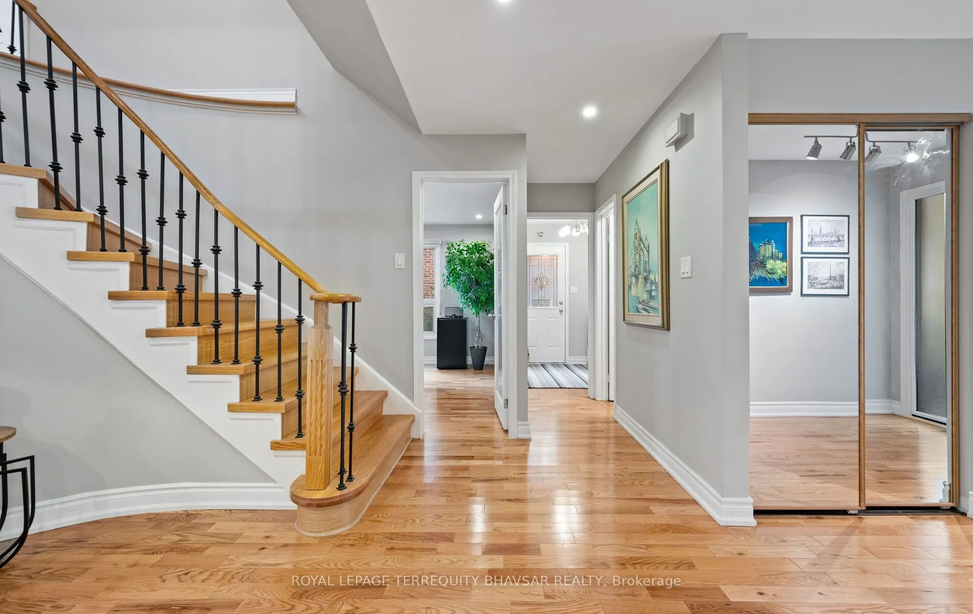 1712 Fifeshire Court
