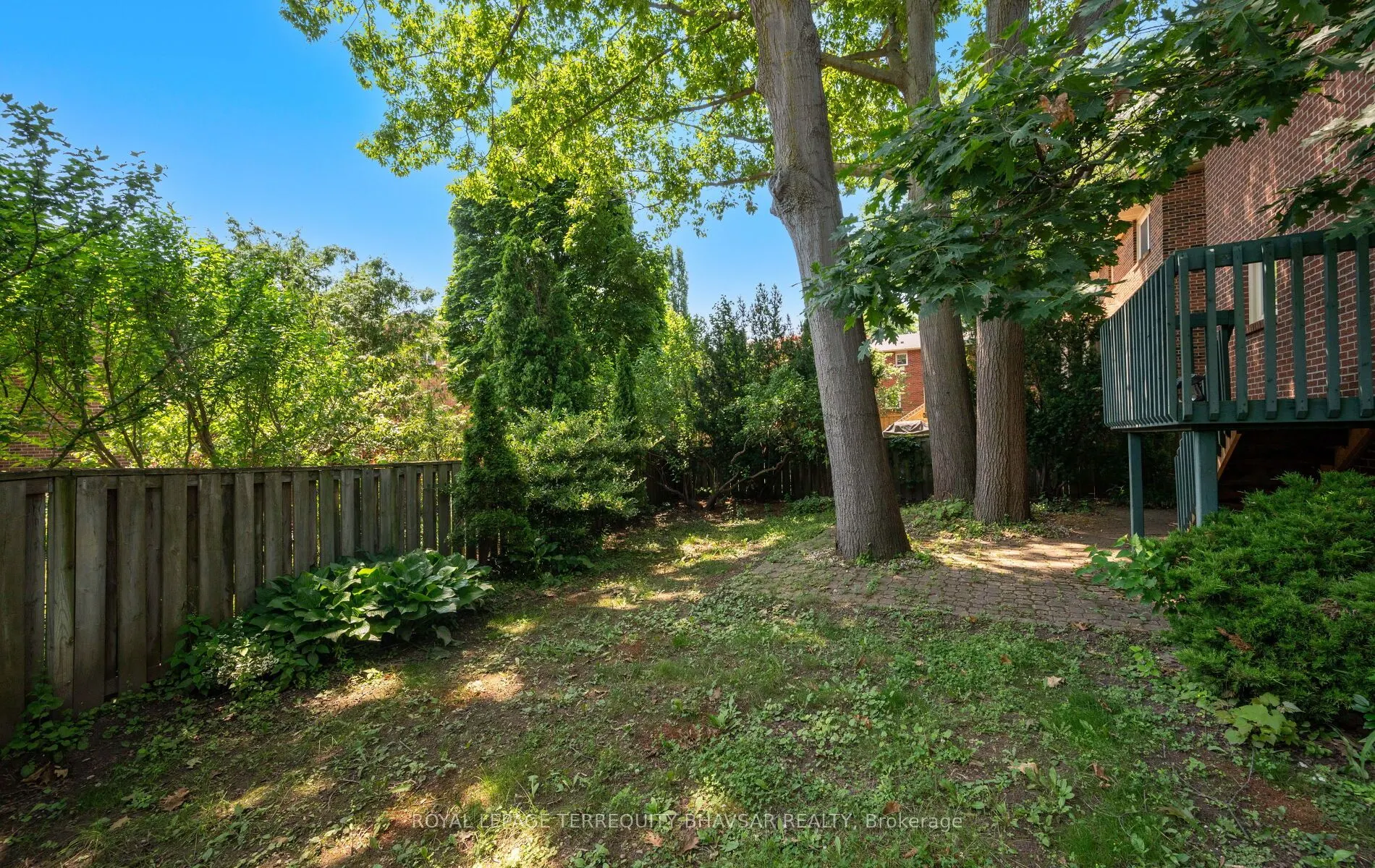 1712 Fifeshire Court