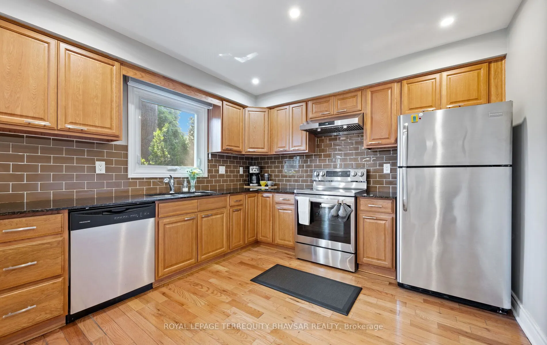 1712 Fifeshire Court