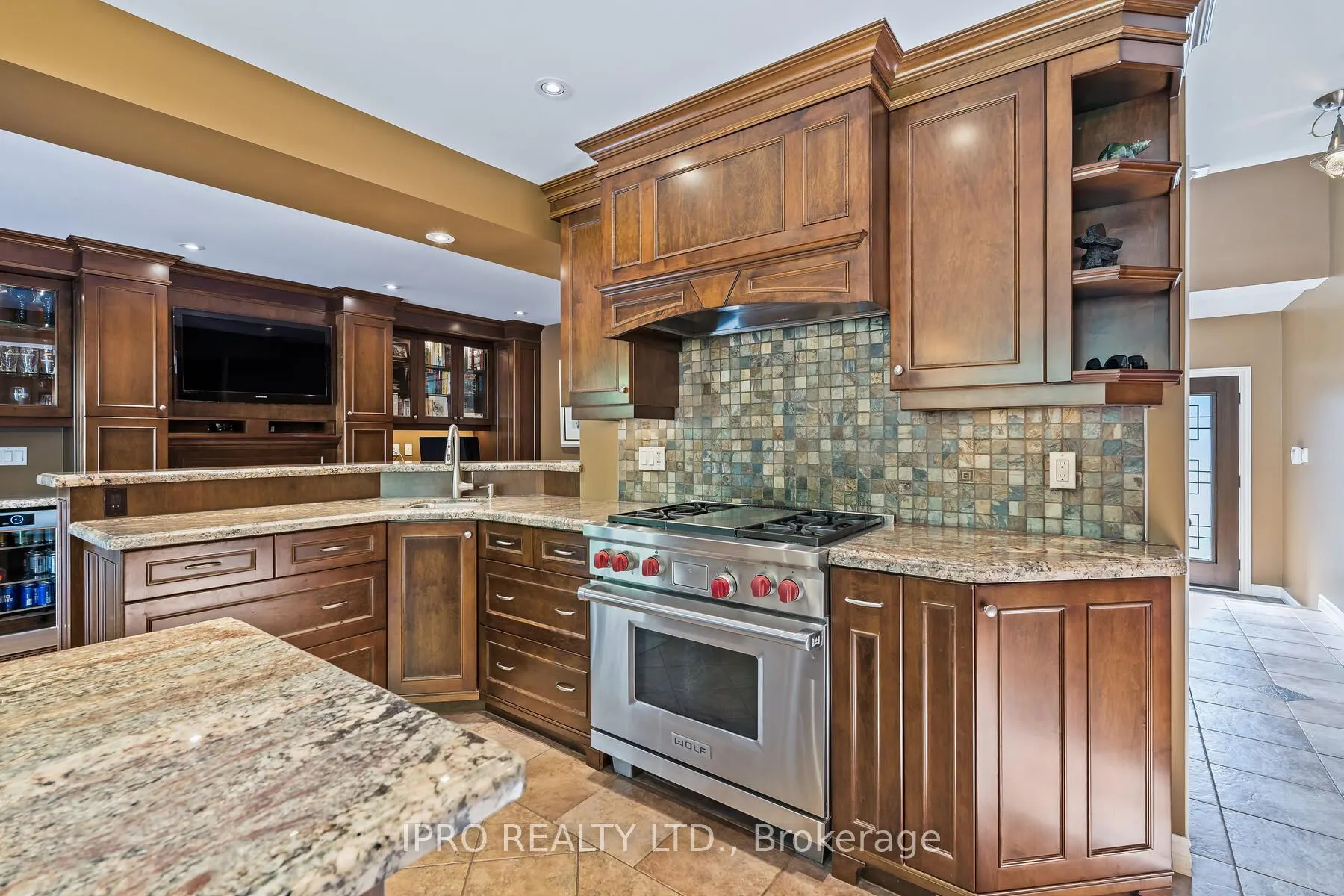 8 Jason Crescent