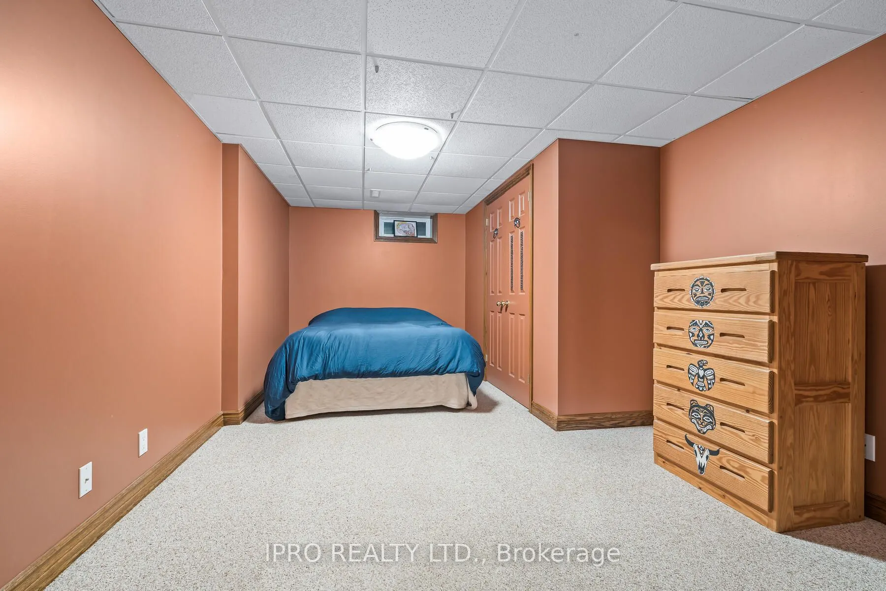 8 Jason Crescent