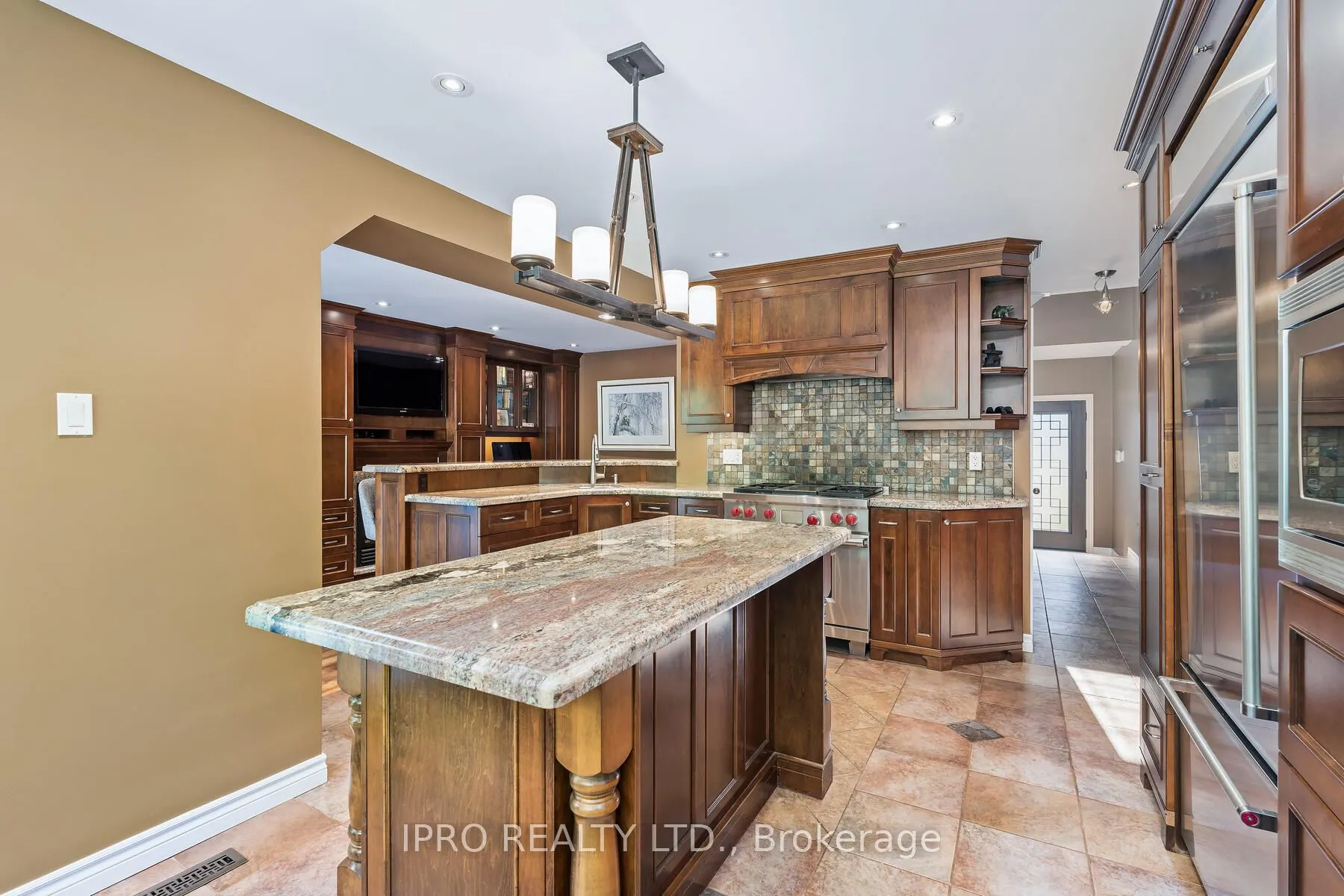 8 Jason Crescent