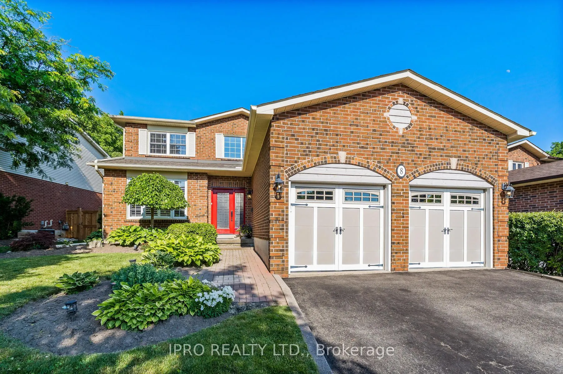 8 Jason Crescent