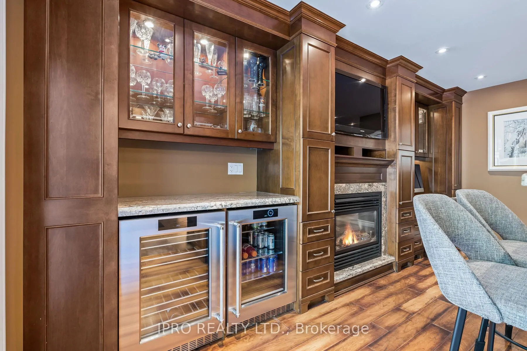 8 Jason Crescent