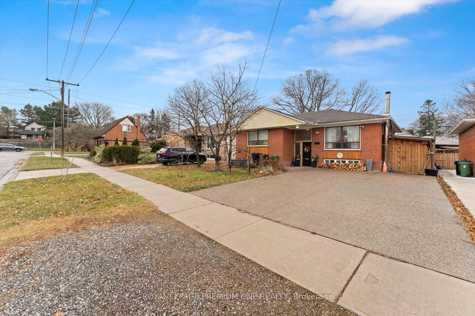 7 North Heights Road