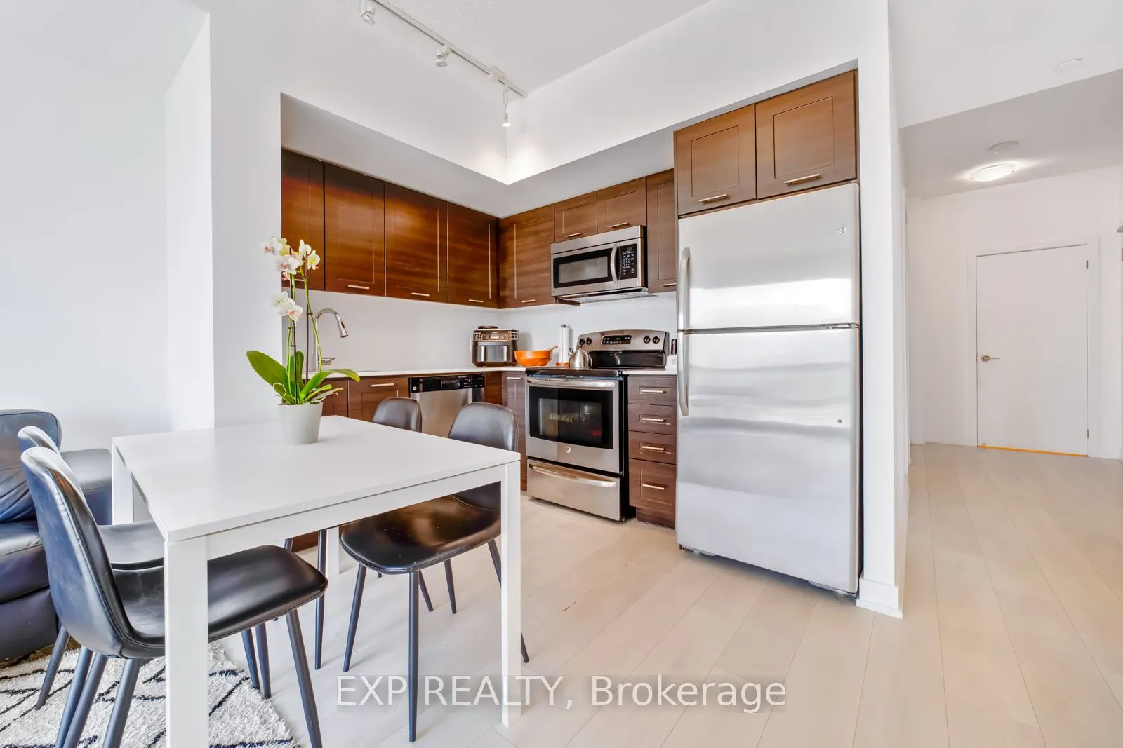 2212 Lake Shore Boulevard W, #2509