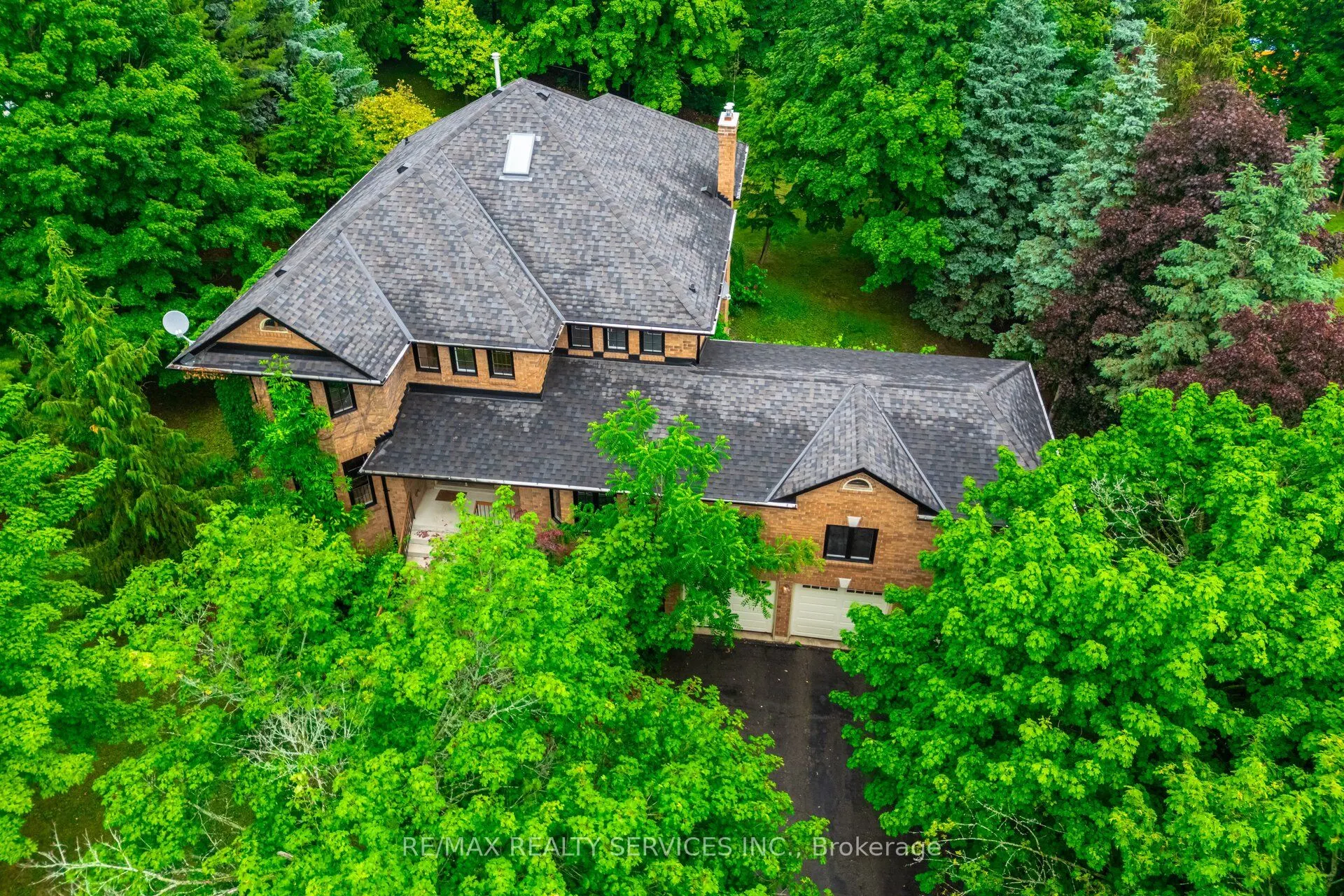 106 Kenpark Avenue