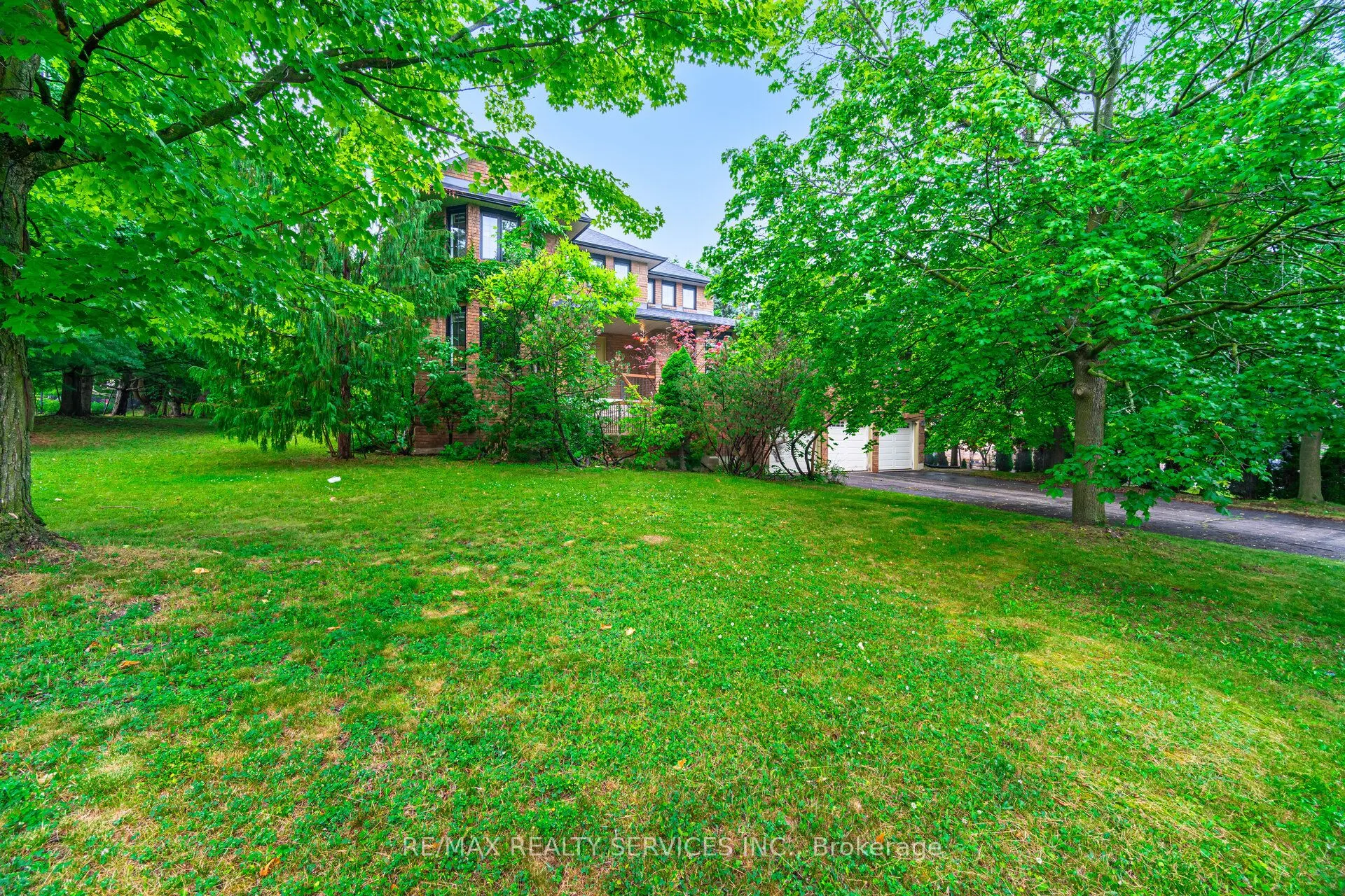 106 Kenpark Avenue